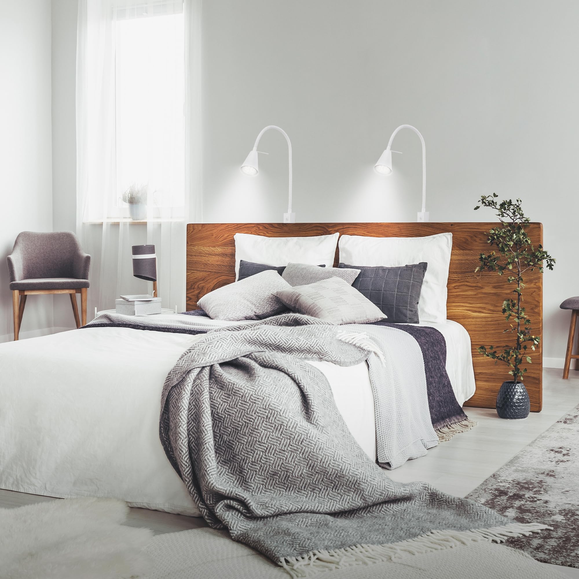 Briloner Leuchten Lampada da letto a LED, braccio flessibile, con interruttore on/off, 4 watt, 400 lumen, 3.000 Kelvin, colore bianco