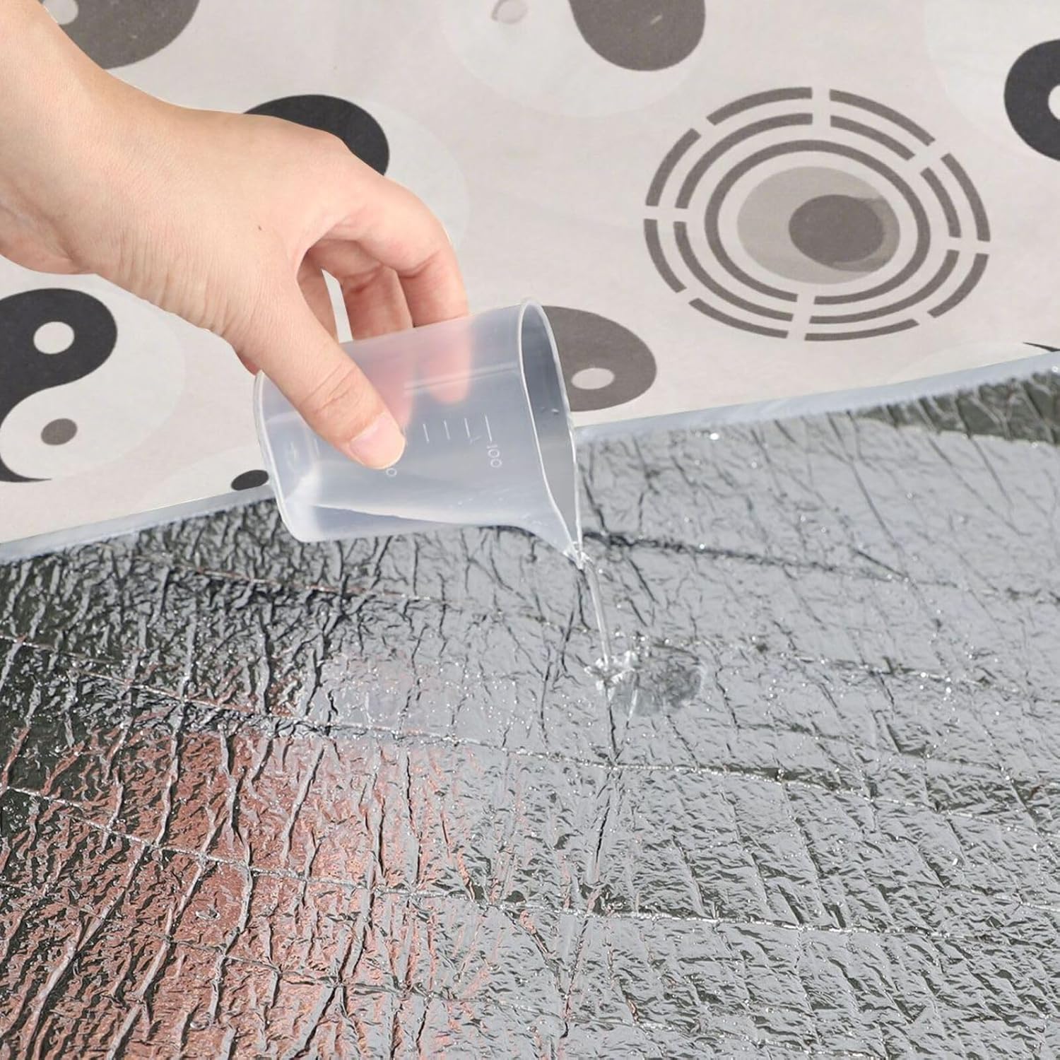 Round Beach Necessities - Fits 2 Adults, Summer Accessories Water-Resistant Waterproof Blanket for Beach Mat or Family Outdoor Camping Party 58 in (Yingyang Seamless)