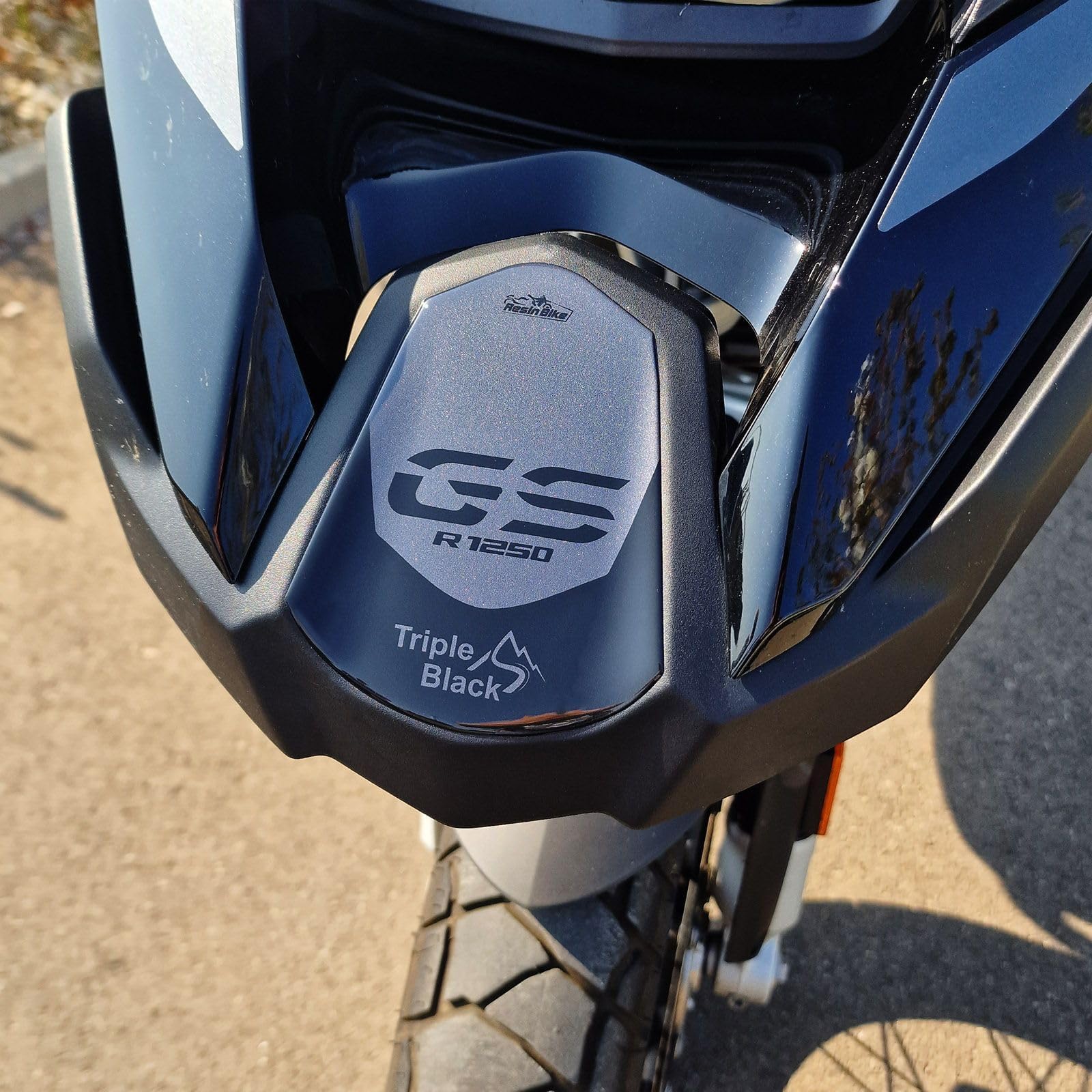 Resin Bike Motorcycle 3D Stickers Compatible with Bmw R 1250 GS Adventure Triple Black 2021-2024. Front Tip Protection from Bumps and Scratches. Resin Stickers - Gadget Moto