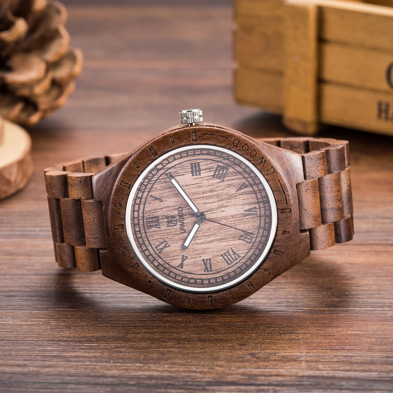 Orologio da Uomo in Legno di Sandalo - Unico, Leggero, Fatto a Mano - Serie Uwood - Analogico al Quarzo Vintage Con Numero Romano - Naturale
