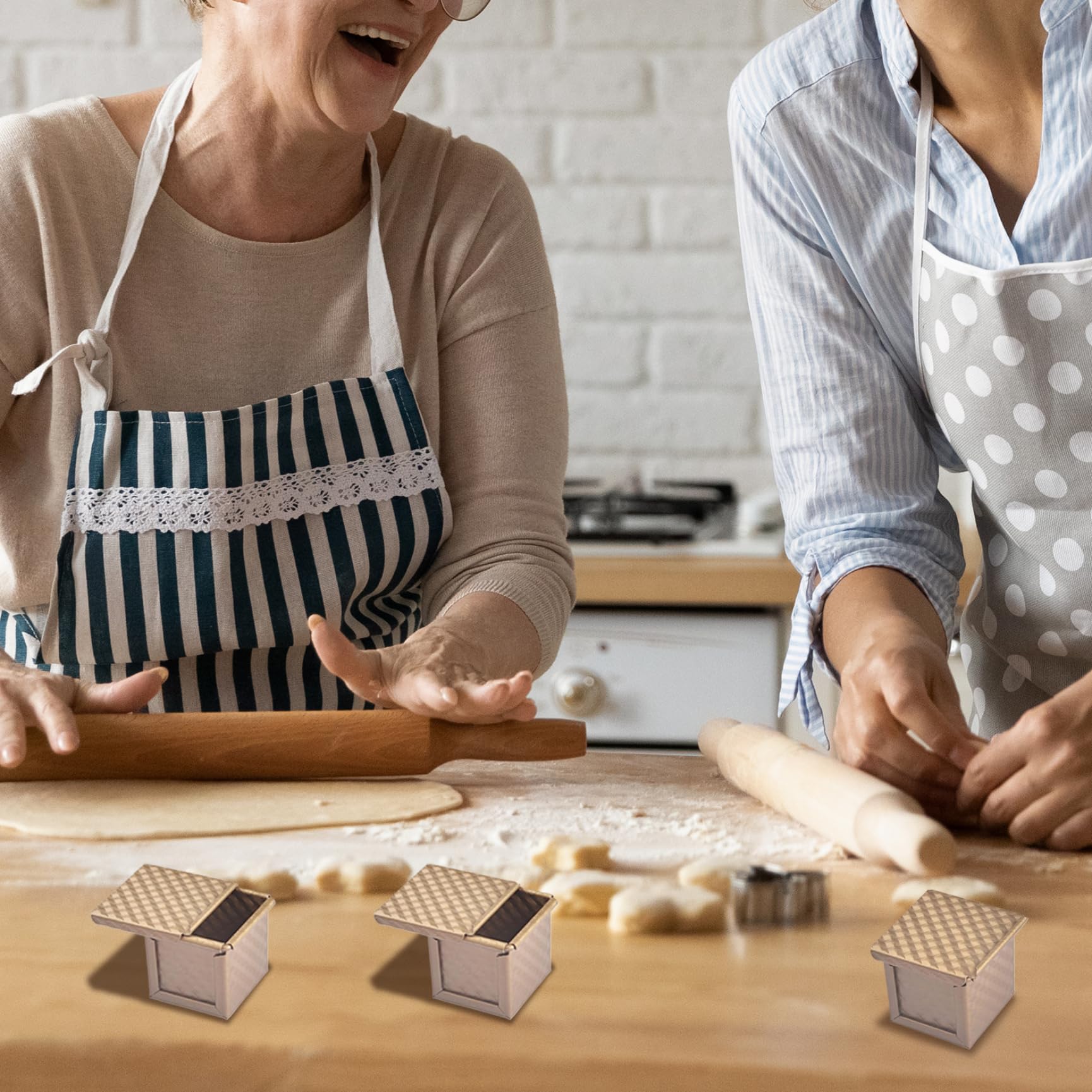 Pullman Molde para pan con tapa, 4 moldes para pan en forma de cubo, antiadherente, para hornear , mini moldes corrugados de 2, 4 x 2, pulgadas con orificios de ventilación inferiores, caja de..