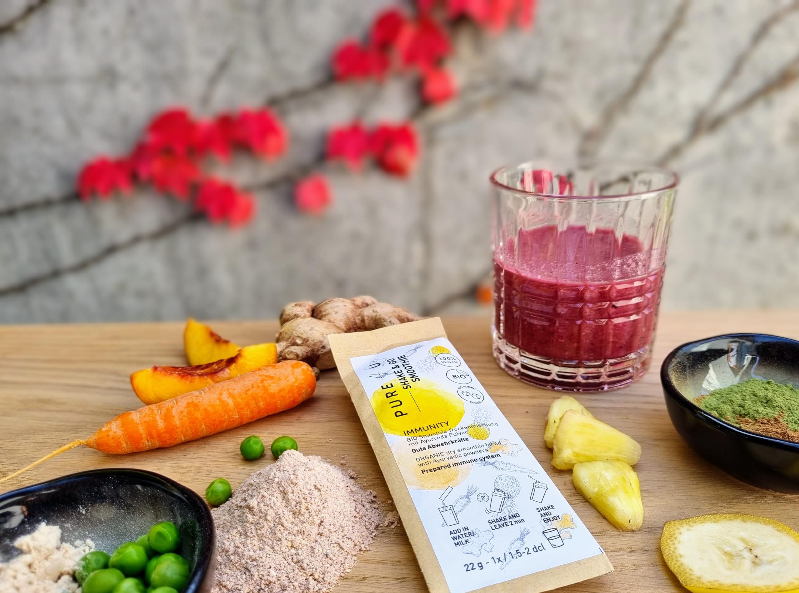 PURE4U BIO Immuno Vital Paket (4x Immunity, 4x Vitality) | 8x To Go Smoothie Shake Pulver | mit pflanzlichen Proteinen und Ayurveda | Ohne Zuckerzusatz | Leichte Zubereitung ohne Mixer