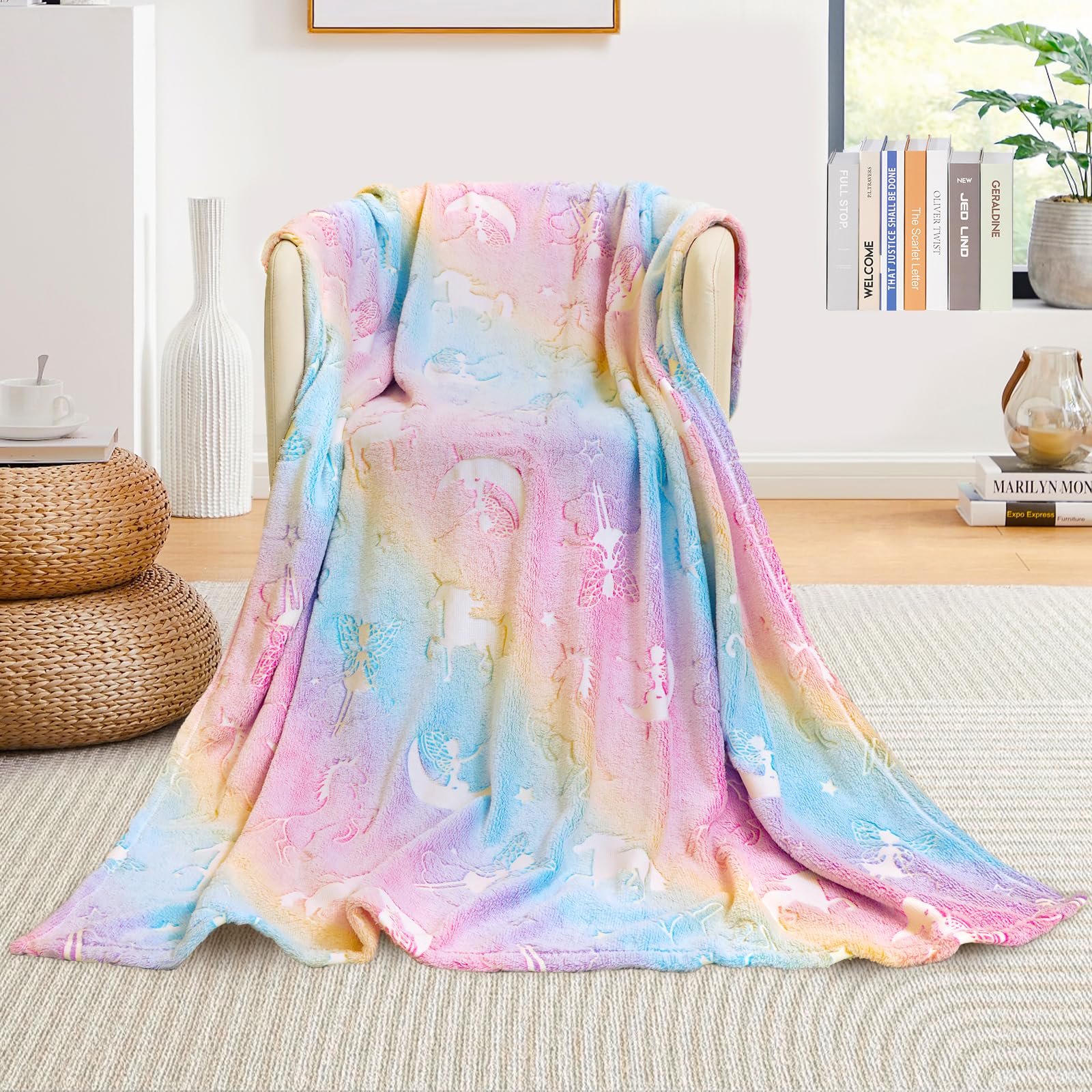 Unicorn Blanket for Girls, Unicorn Glow in The Dark Blanket, Colorful Unicorn Blanket for Kids, Soft Fleece Blanket Throw 50