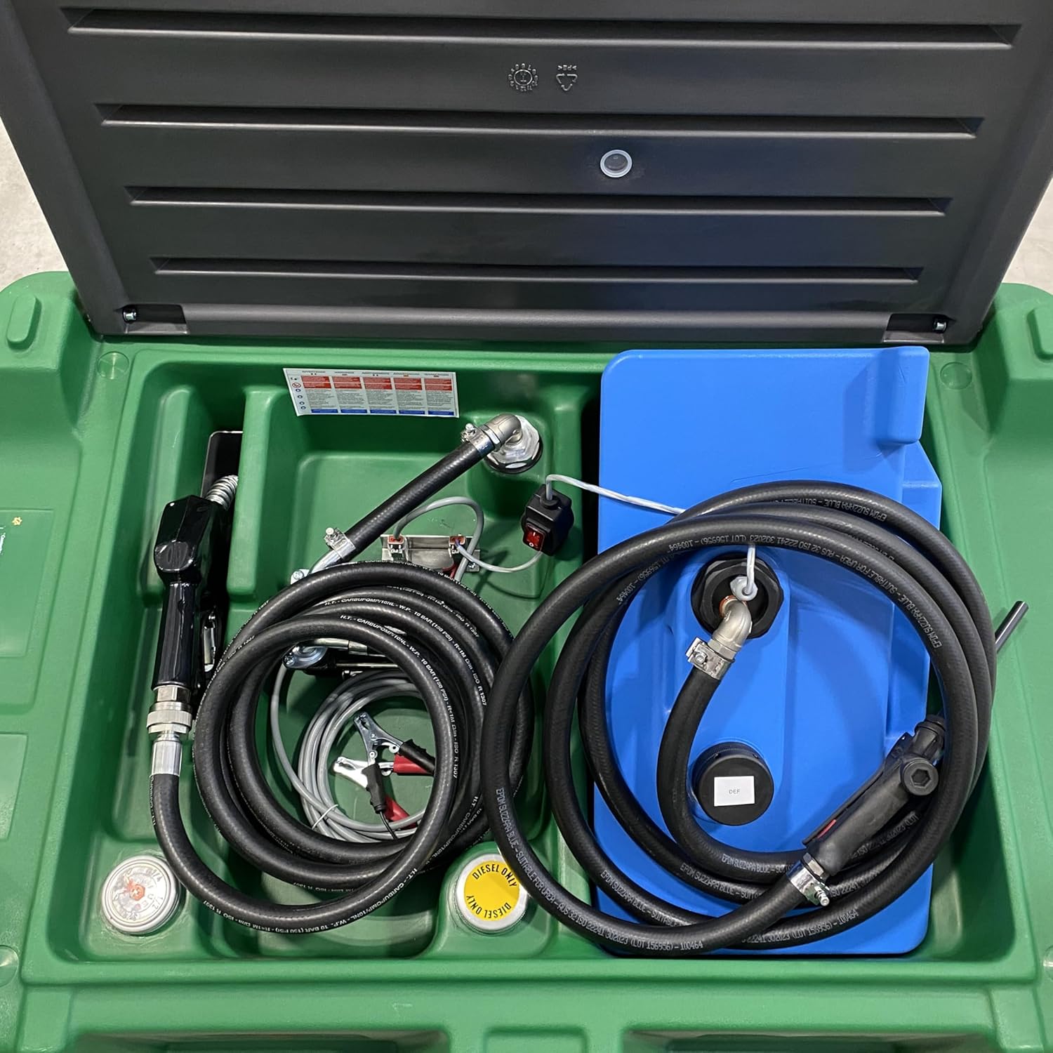 Portable Combo Tank Diesel and DEF 105+13gl, eletric pump 12V, 13ft hose, automatic nozzle and a DEF removable unit