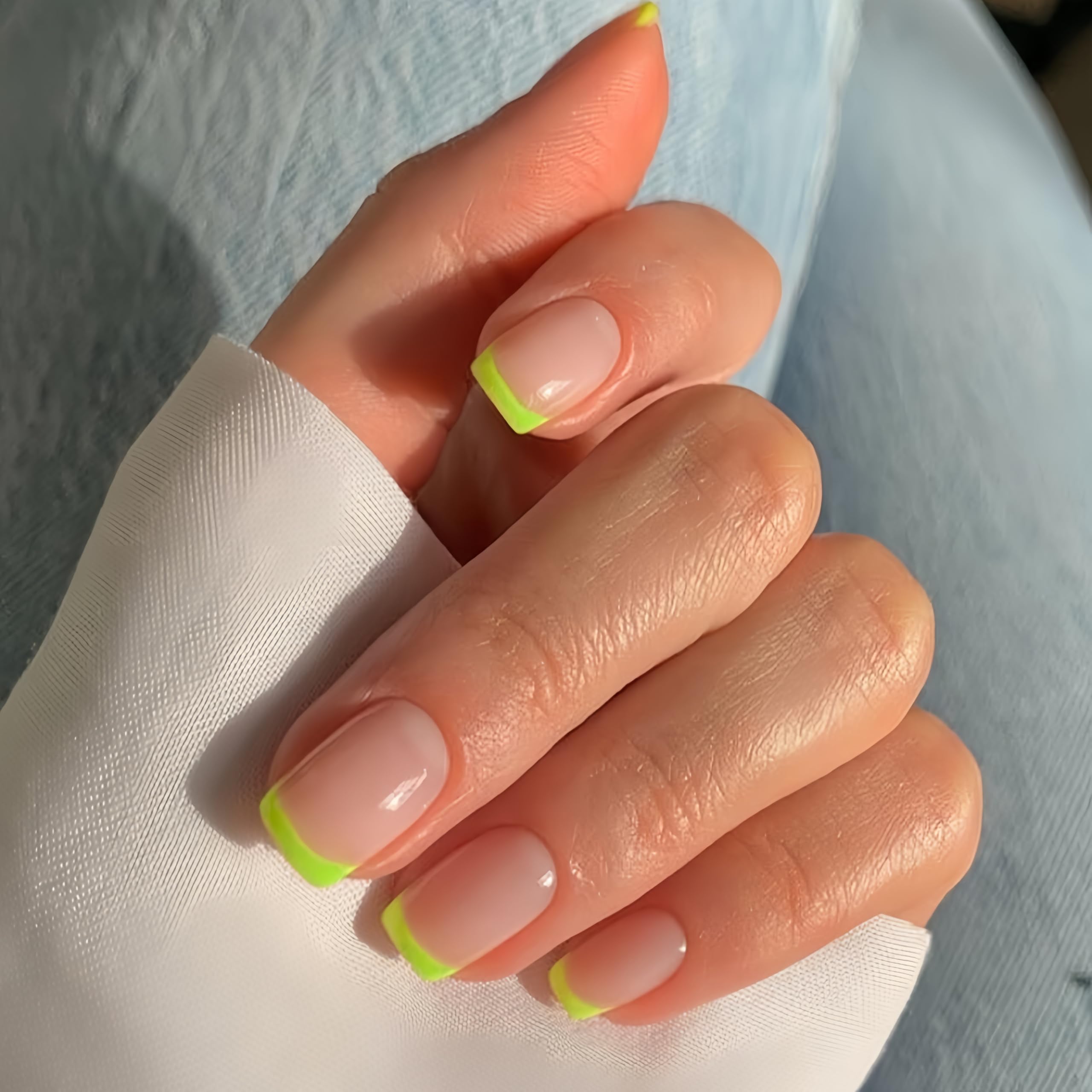 SXVME 30 Pcs Acrylic Press on Nails Short Square, Light Green French Tip False Nails Short Coffin