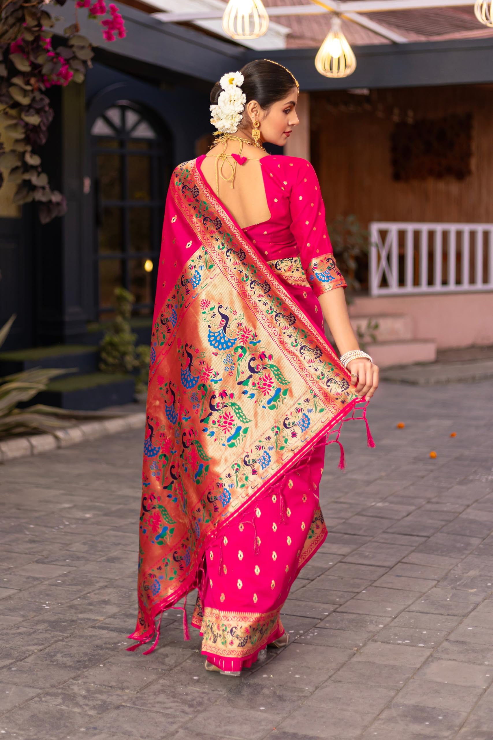 Jaanvi fashion Paithani - Sari da donna in seta con lavoro Zari e camicetta