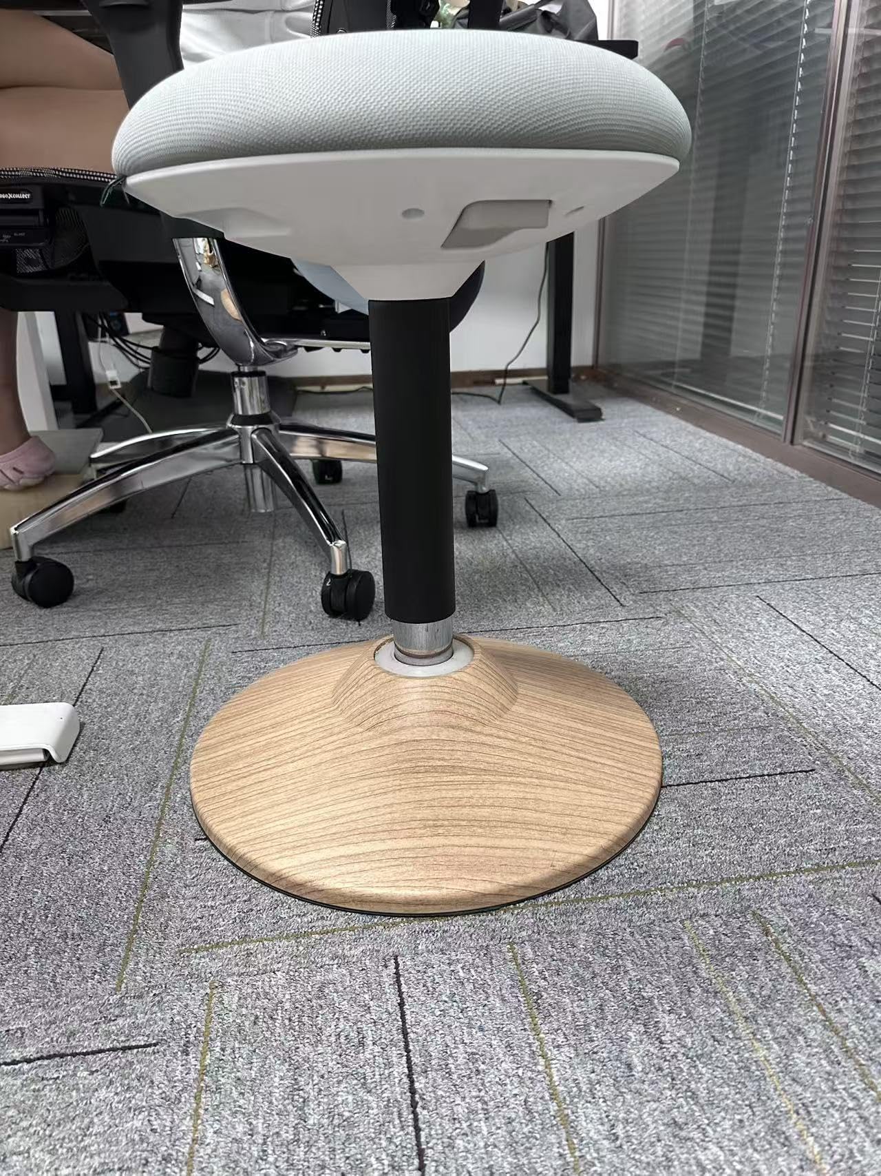 Active Wobble Stool for Standing Desk - Height Adjustable Ergonomic Office Stool (19.7"-27.5"), 440lbs Capacity Balance Chair with Thick Cushion & Non-Slip Base, for Home & Office (White)