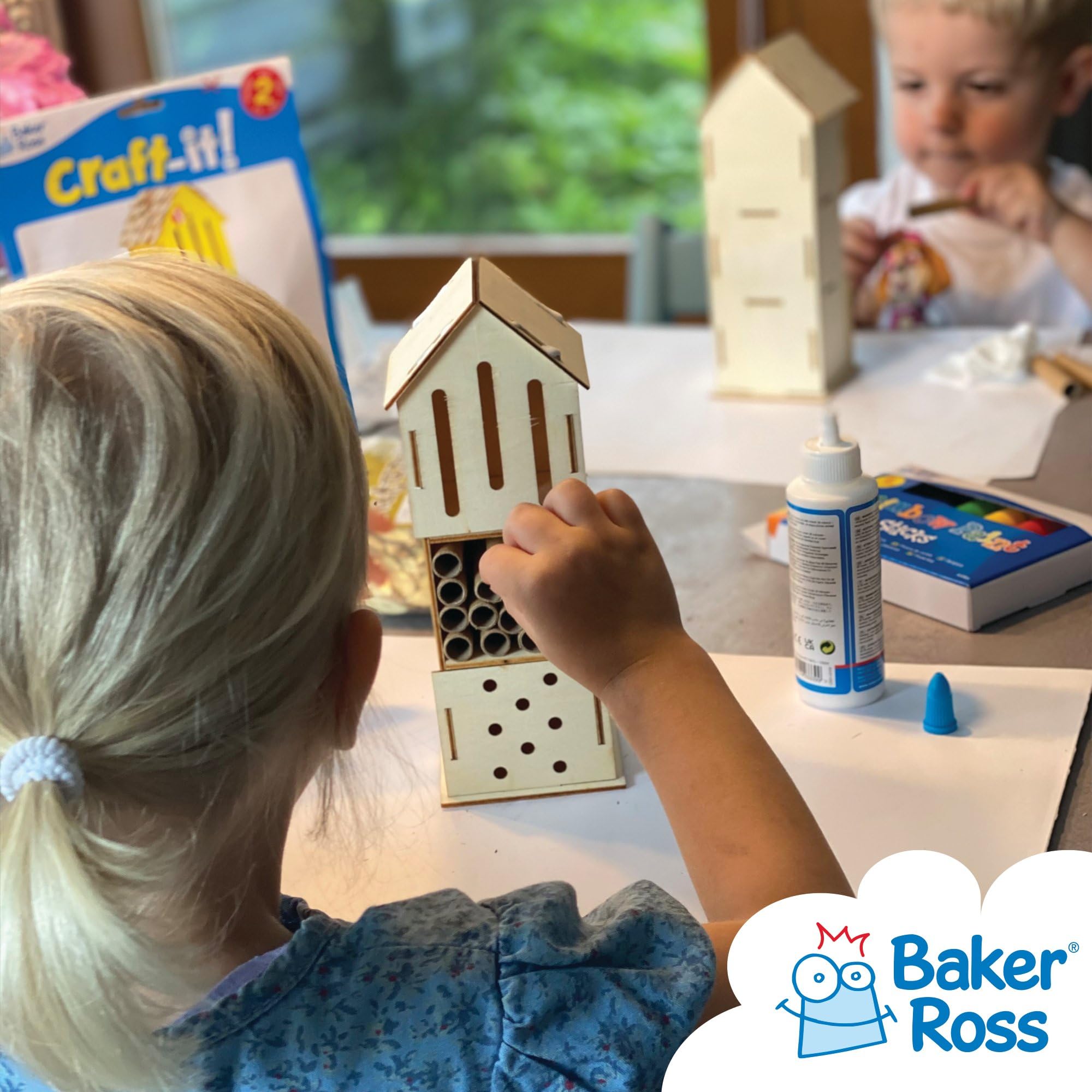 Baker Ross FE508 Kits Hotel de Madera para Insectos - Paquete de 2, actividades de artesanía en madera para pintar y decorar para niños, manualidades o proyectos de jardín