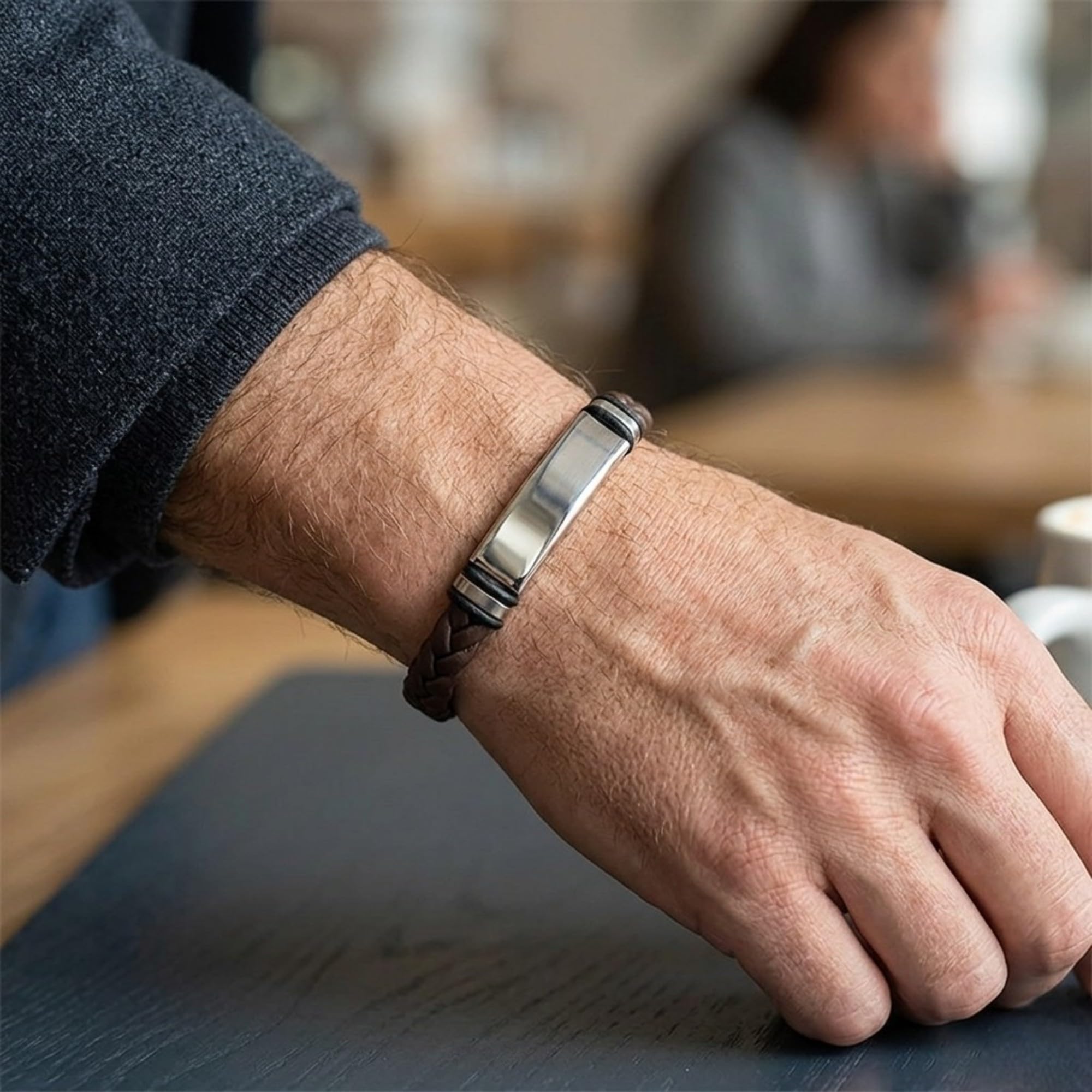 Pulsera Piel Trenzada Personalizable Hombre-Grabado Personalizado Nombre Fecha-Ajustable Cierre Seguro Acero Inoxidable-Diseño Elegante Regalo Original Pareja Amistad Cumpleaños Navidad