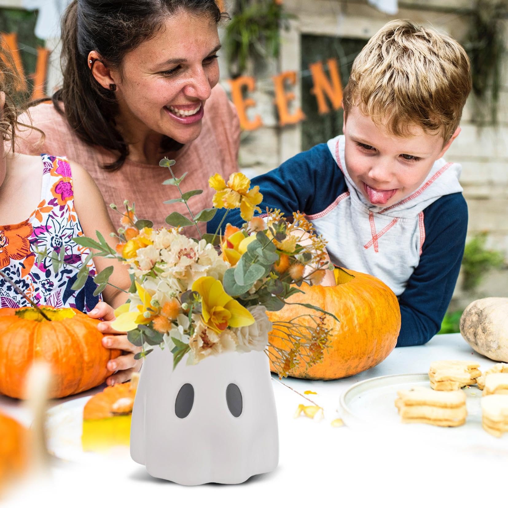 Seau Fantôme Décoratif Mignon - Pot De Fleurs Rigolo Ou Bol à Bonbons D'Halloween - En Résine Avec Poignée Métal - 3 Tailles (S, M, L) - 2