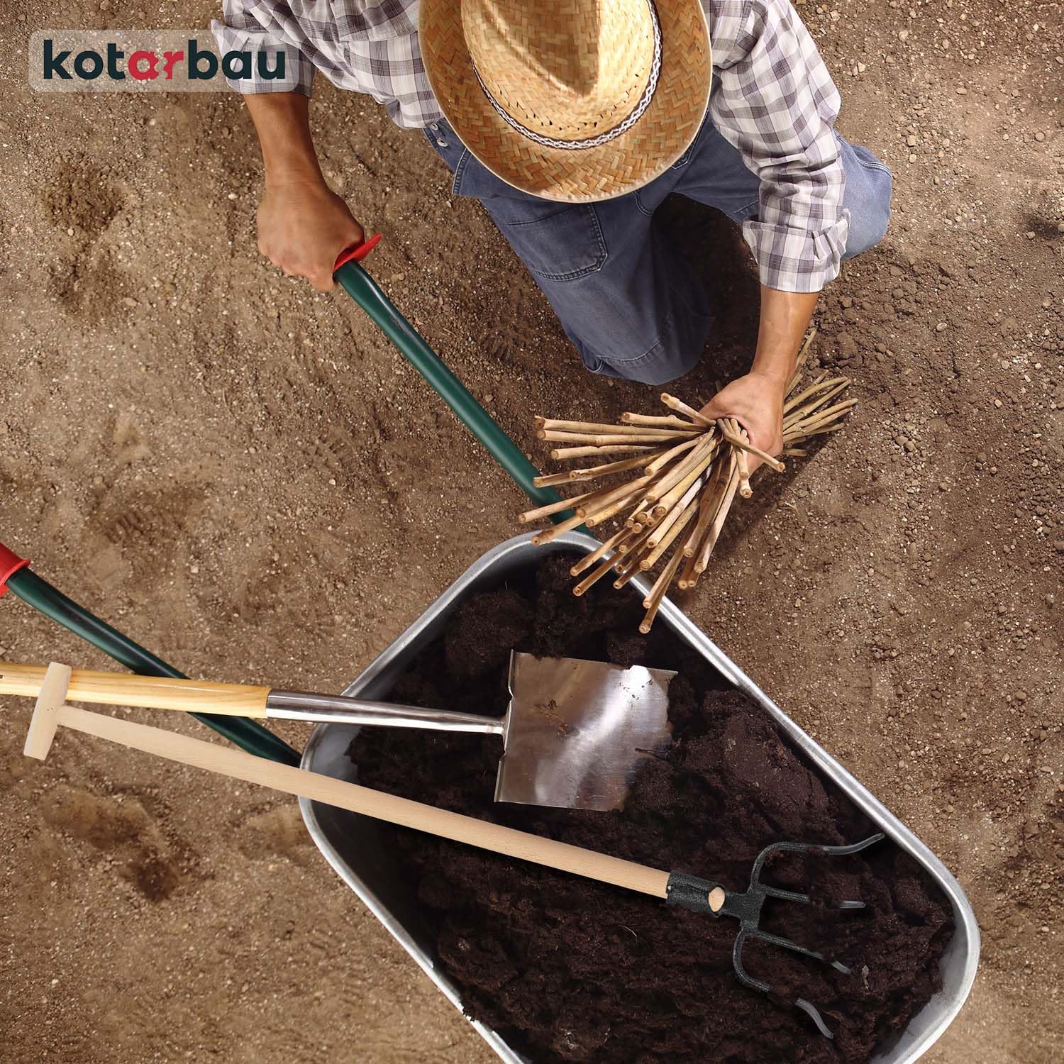 KOTARBAU® Fourche de Jardin 4 Dents Fourche à Bêcher Fourche à Compost à Fumier Accessoire de Jardin Outil de Jardinage