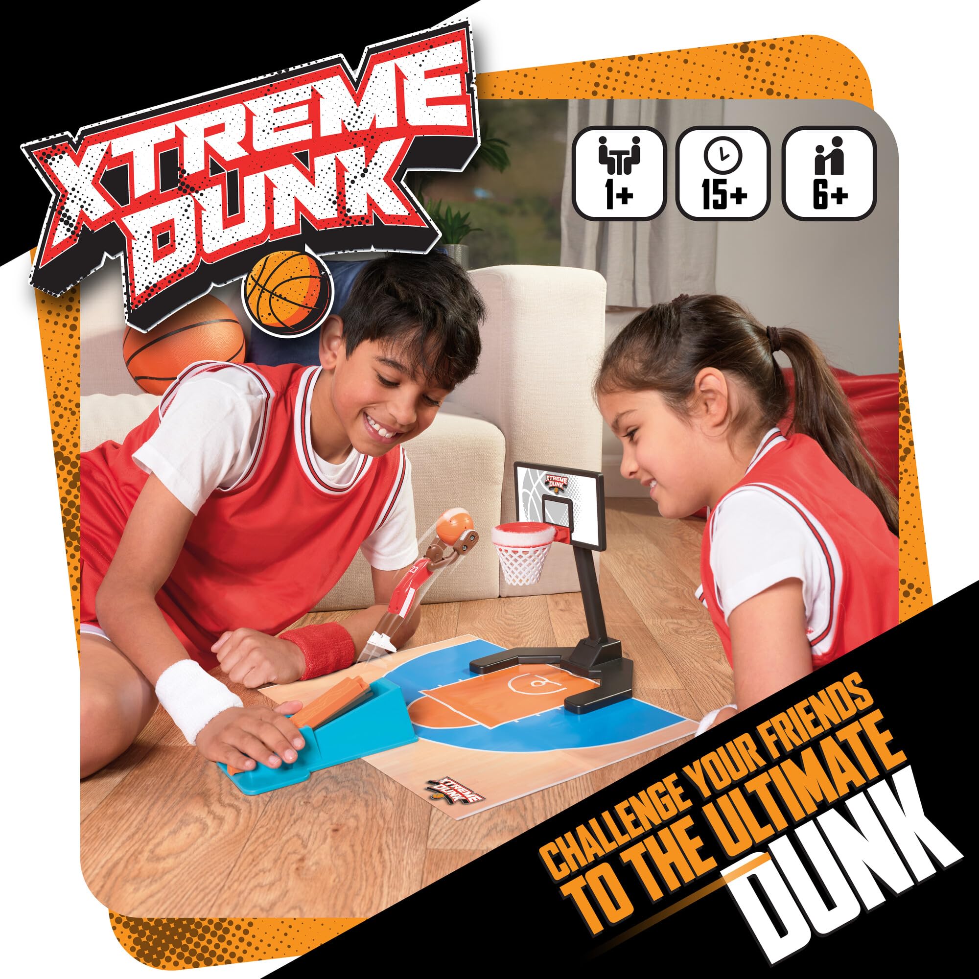 TOMY Xtreme Dunk - Gioco di pallacanestro, giocattolo ricco di azione per bambini, con rampa di lancio e funzione di lancio, Slam Dunks e Alley-Oops, 1-4 giocatori, dai 6 anni in su, senza batterie
