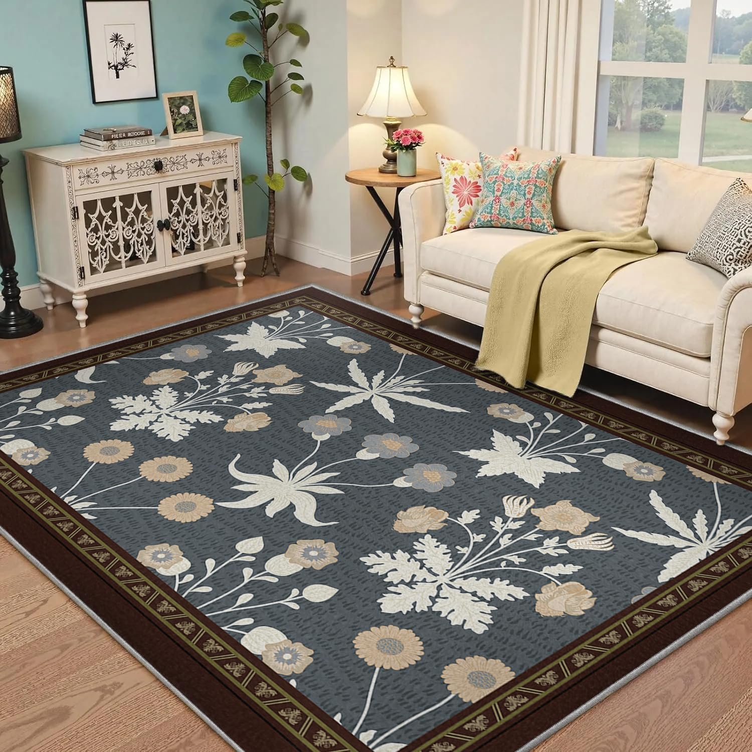 Tapis vintage fleuri lavable en machine et antidérapant poils bas