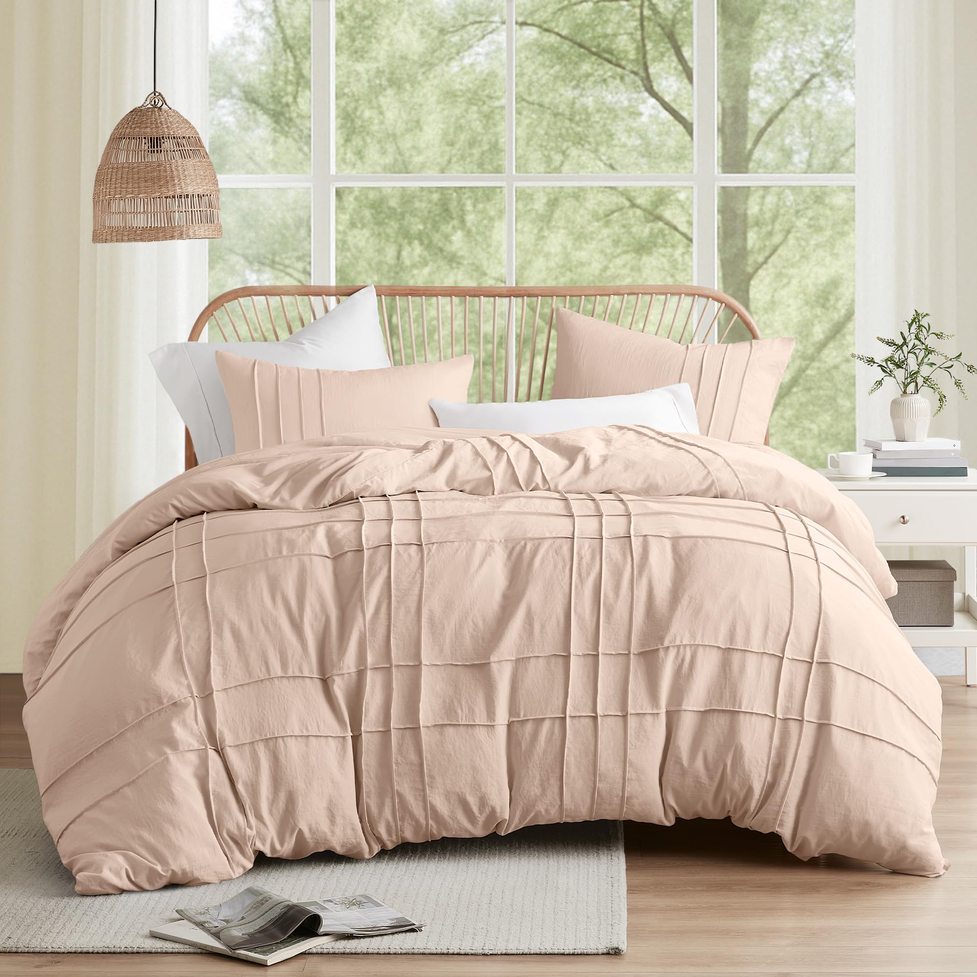 Comfort Spaces Blush Twin Size Duvet Cover Set Pintuck Pleated Duvet  Cover, All Season Lightweight, Extra Softness Pre-Washed Microfiber Bedding