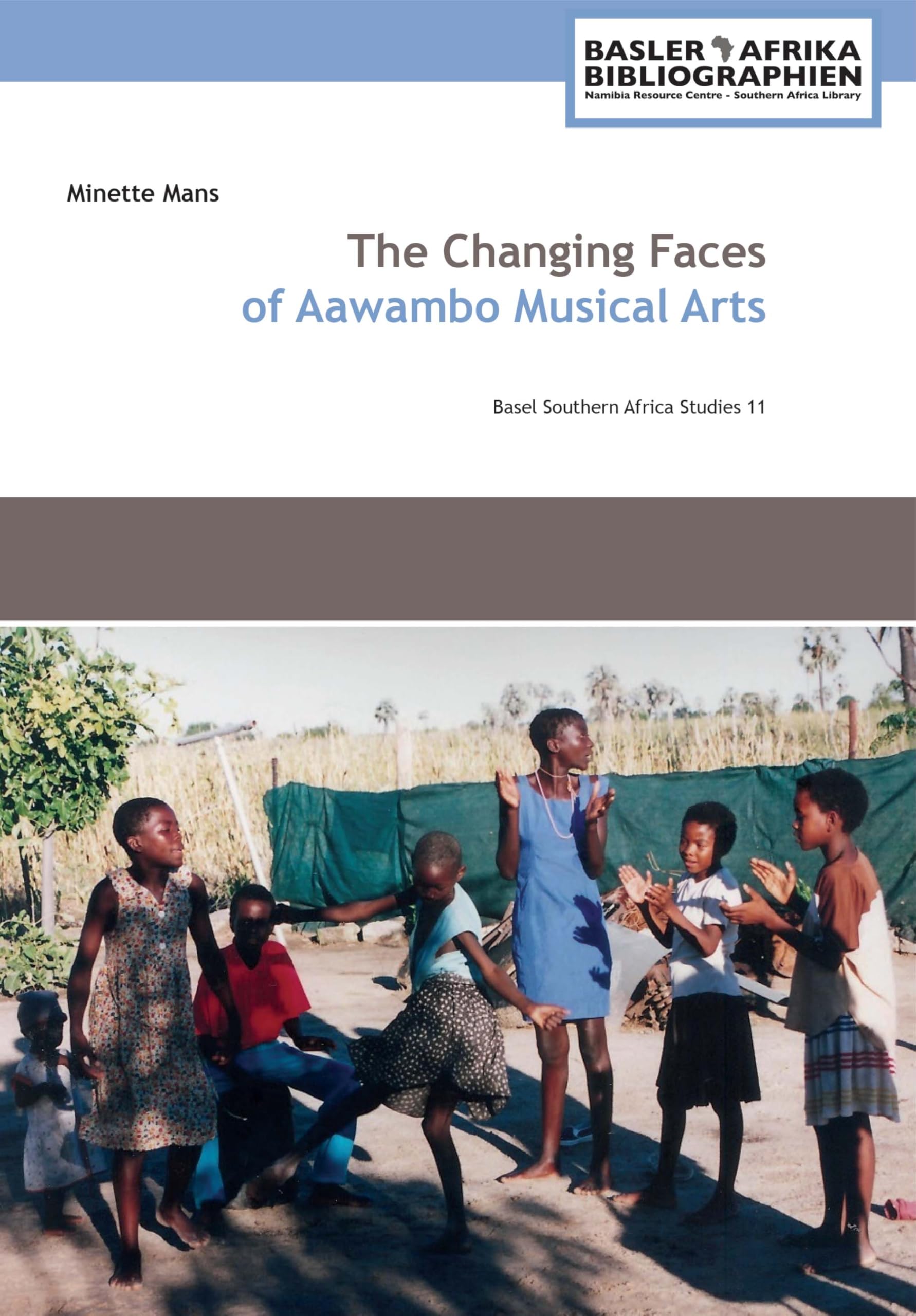 Mans: The Changing Faces of Aawambo Musical Arts livre pour bibliothèque