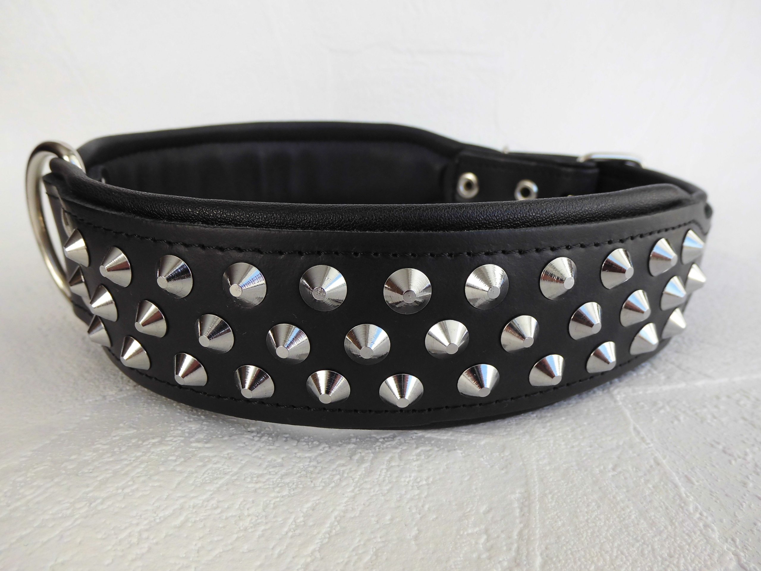 Leder Halsband - Hundehalsband, Nieten, Halsumfang 51-61cm, Schwarz Neu, Echt voll Leder