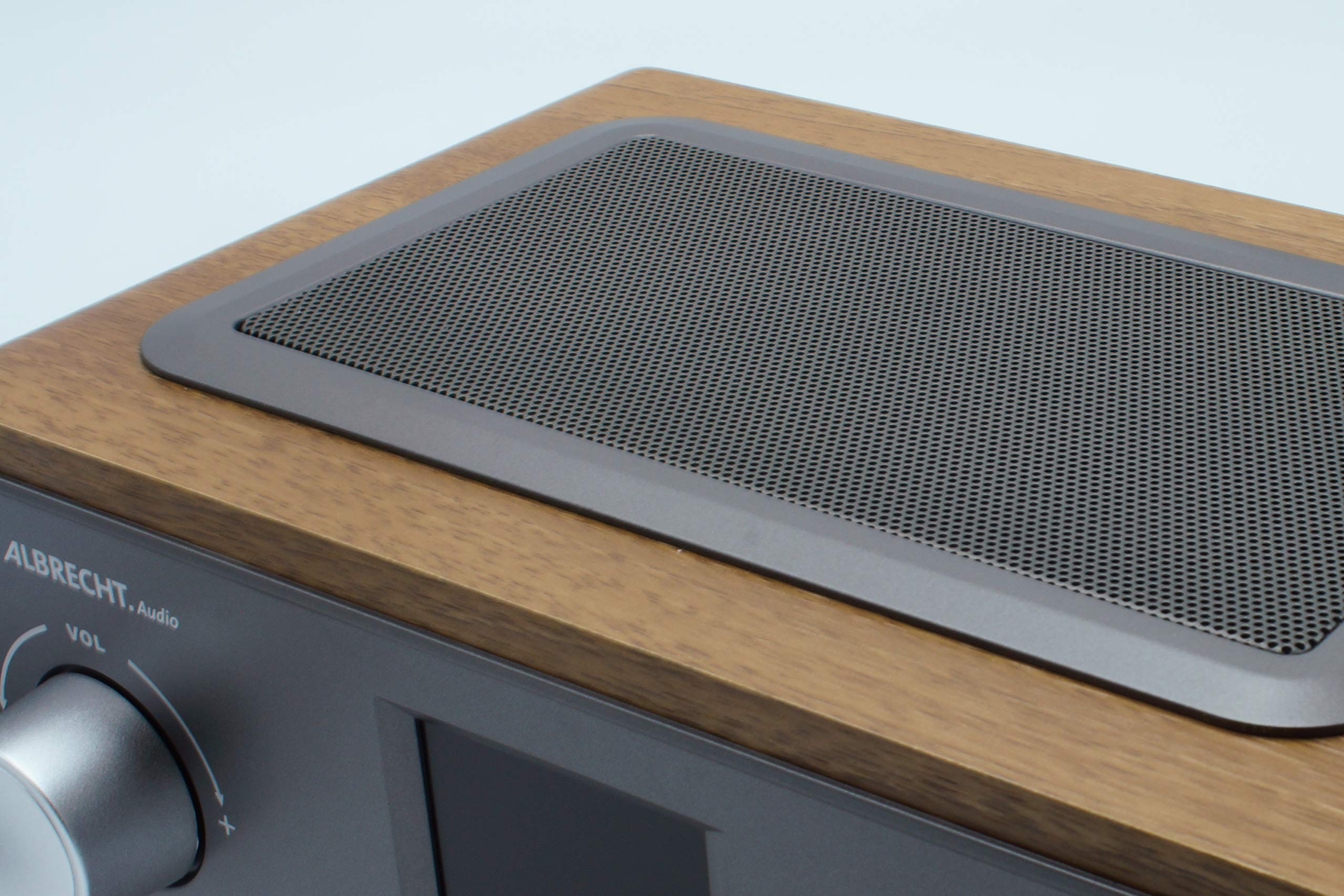 Albrecht DR316C Internetradio, moderne Hifi-Anlage mit WLAN und DAB+, DLNA-Netzwerk kompatibel, stabiles Holzgehäuse in braun