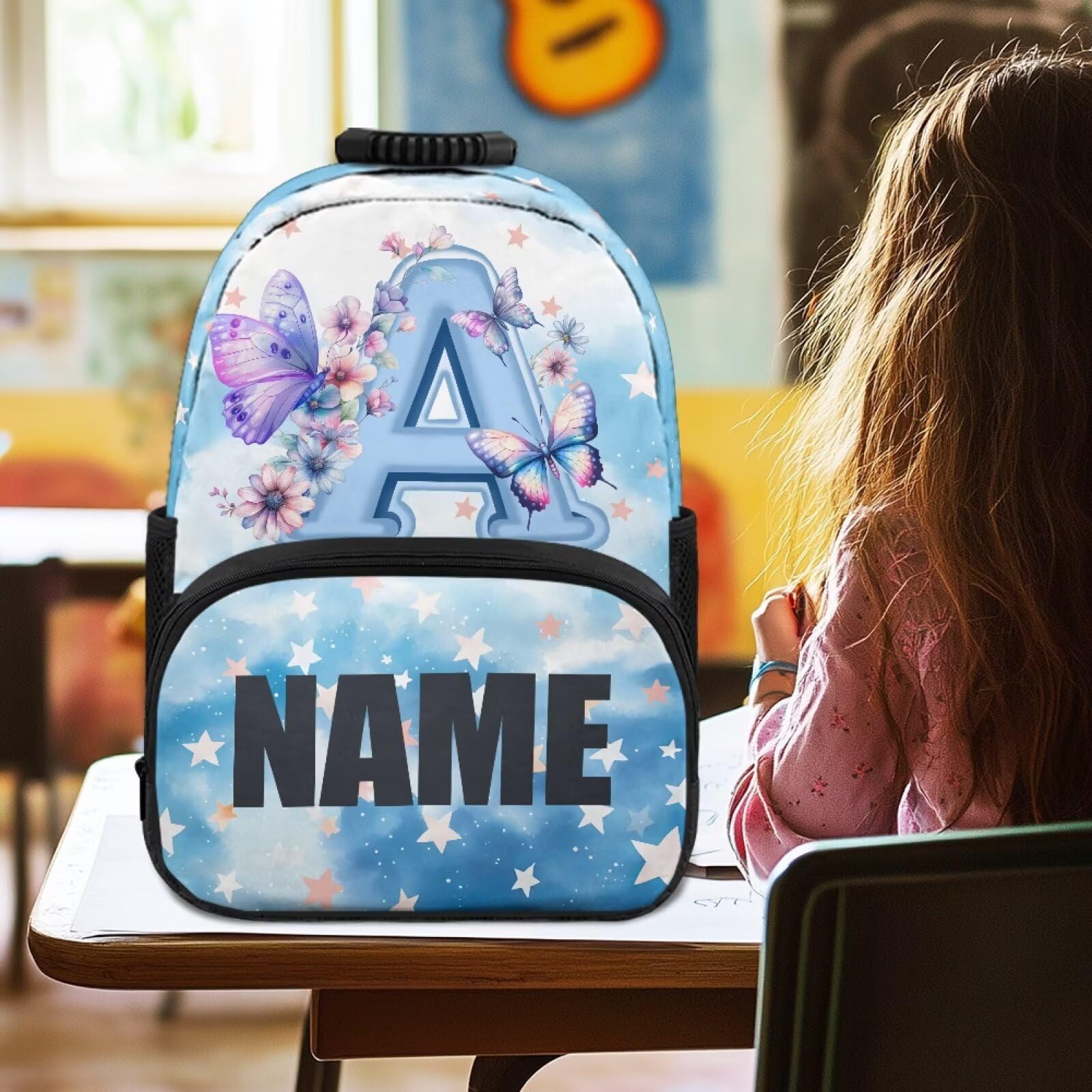 COEQINE Mochila con inicial para niñas pequeñas, mochila con nombre personalizado para niños de 4 a 6 años, preescolar, jardín de infantes, escuela primaria