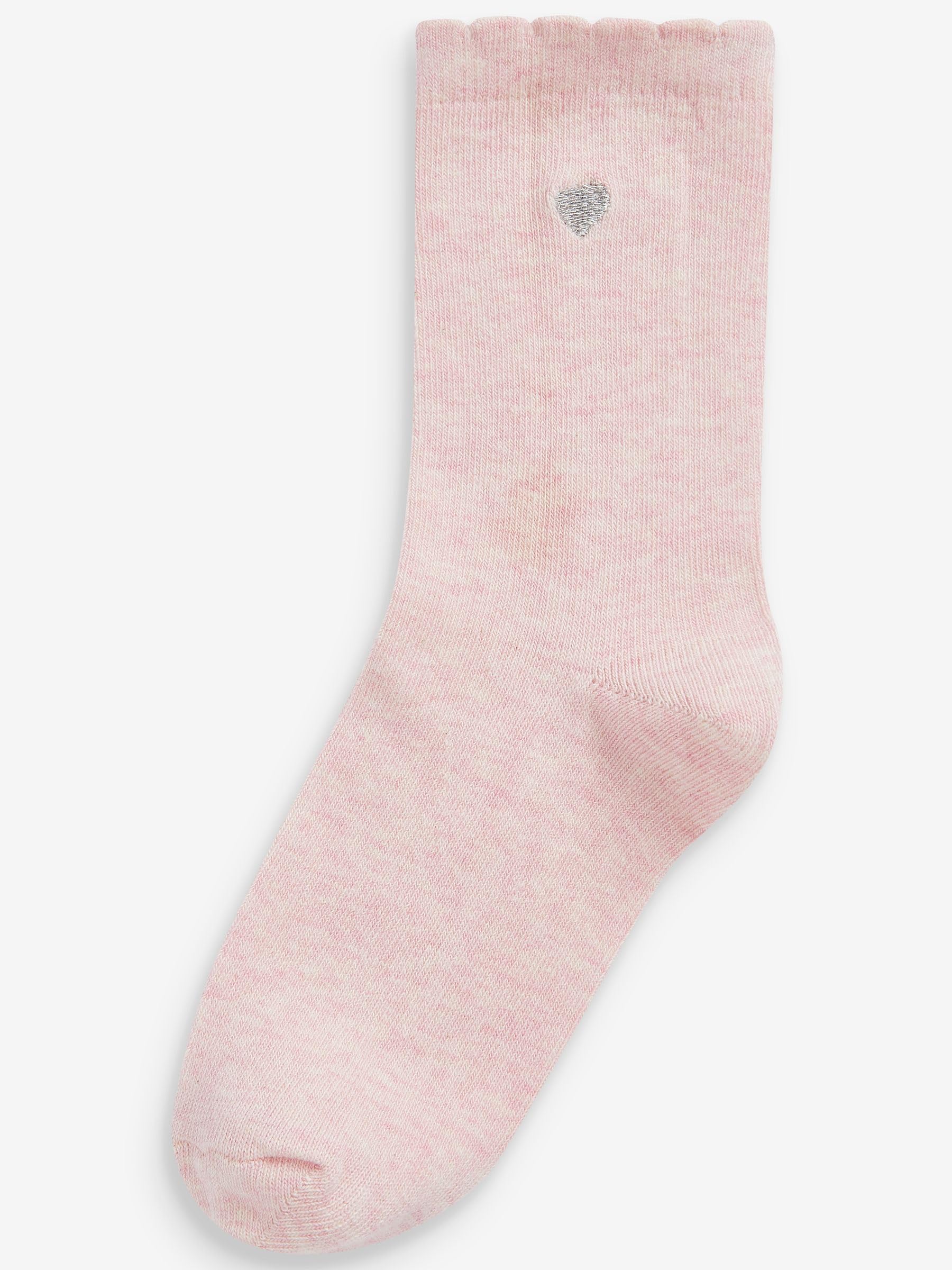 NEXT Fille Lot de 7 paires de chaussettes de sport enrichies en coton avec cœur brodé Multi-couleurs 31-36