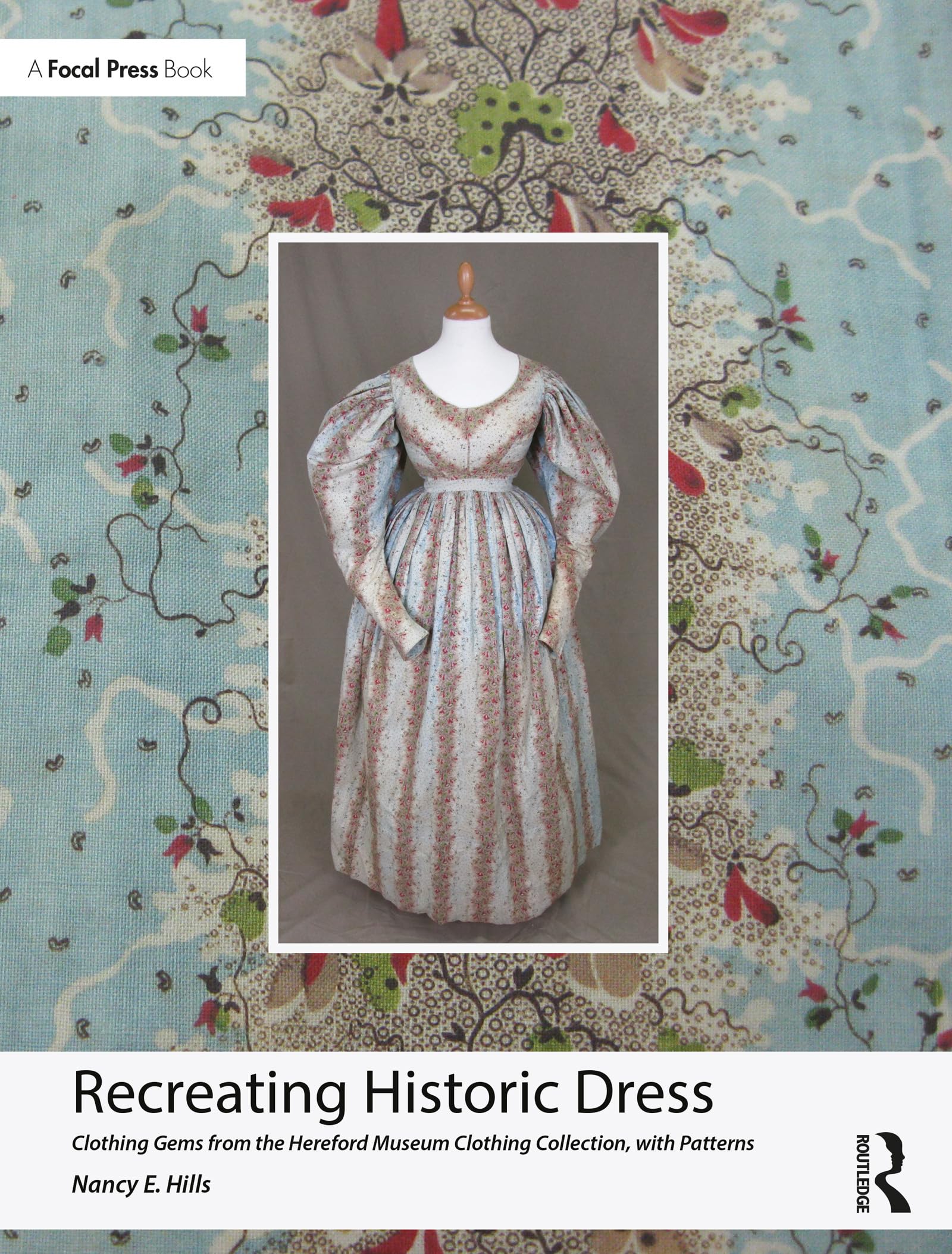 Patrons Recreating Historic Dress du Hereford Museum en livre numérique anglais
