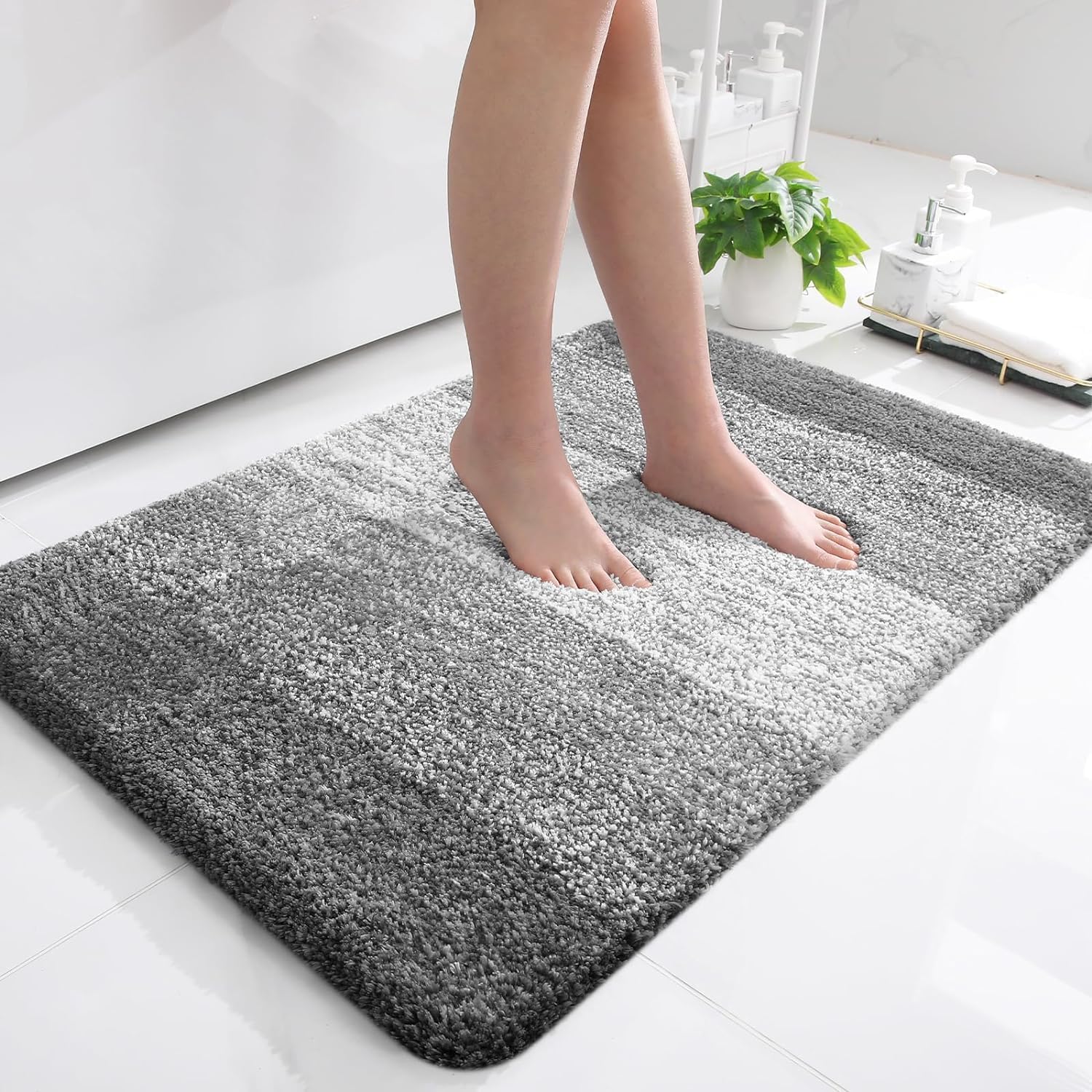 Luxury Bathroom Rug Mat, Extra Soft and Absorbent Microfiber Bath Rugs, Non-Slip Plush Shaggy Bath Carpet, Machine Wash Dry, Bath Mats for Bathroom Floor, Tub and Shower (Grey, 40CMx60CM)