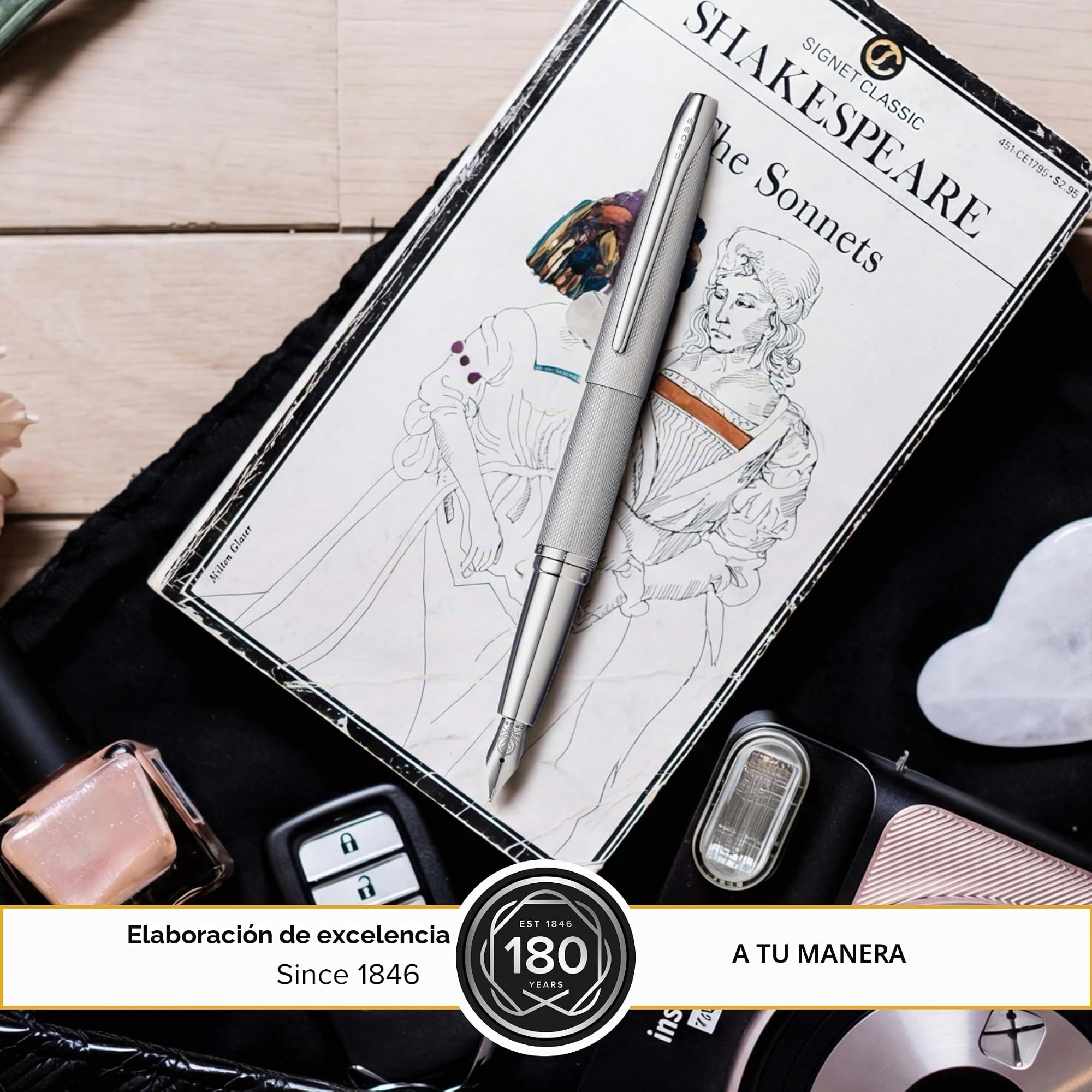 Cross 886-46FJ Pluma Estilográfica ATX Plumín Punto Fino Cepillado con Grabado de Diamante y Detalles PVD, Gris Titanio