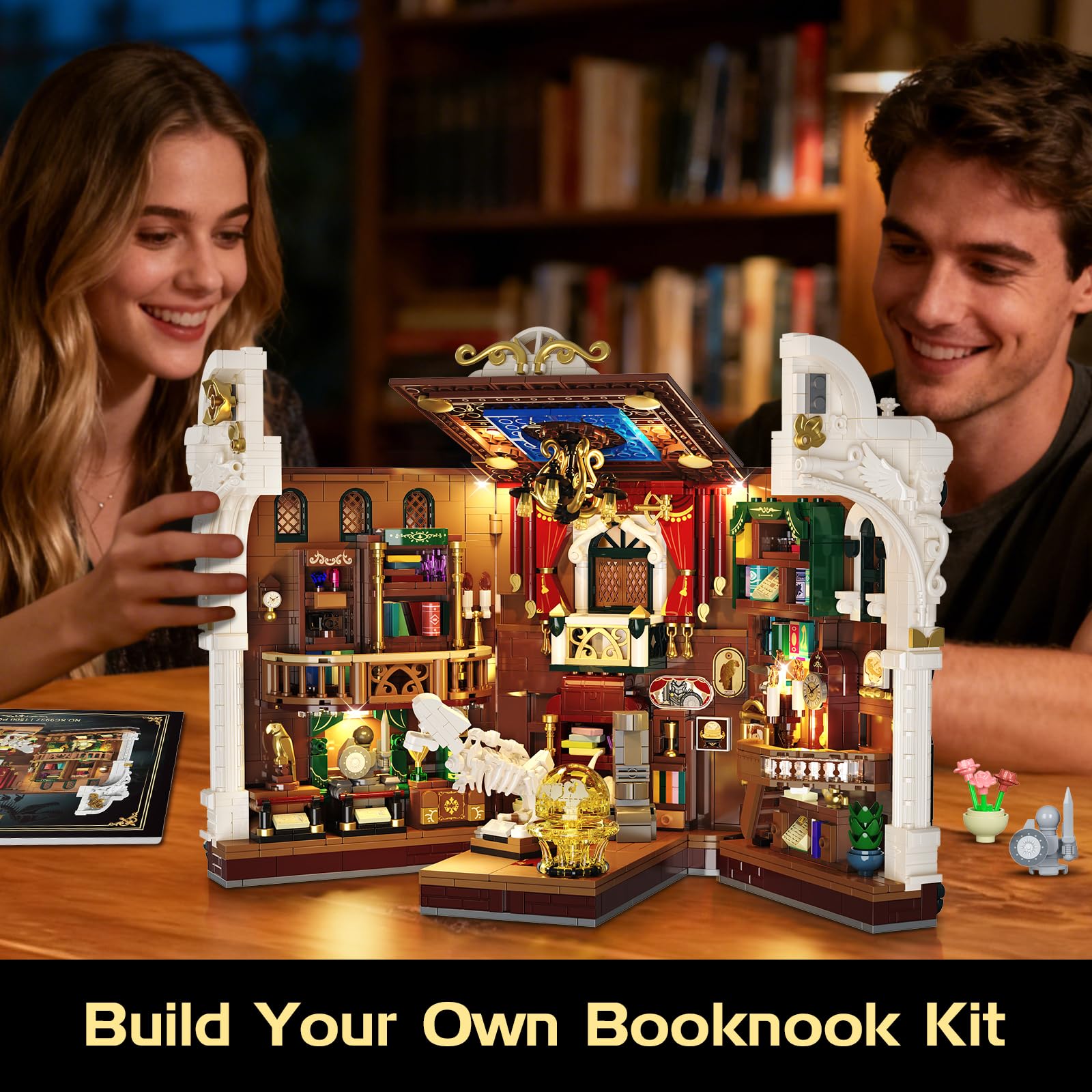 INSOON Dinosauriermuseum Book Nook Bauspielzeugset für Erwachsene mit Licht | DIY Booknook Klemmbausteine Baustein Set Haus Dekor, 1500 Stück Miniatur Haus Bauset Geschenk für Kinder Mädchen Jungen 12+
