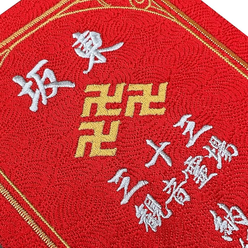 掛軸『坂東三十三観音霊場御朱印』仏画 絹本 肉筆 箱付 掛け軸 a053112 掛軸『坂東三十三観音霊場御朱印』仏画 絹本 肉筆 箱付 掛け軸