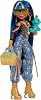 Monster High Kısa bluz ve altın rengi detaylı kot kargo pantolon giyen Monster High Cleo De Nile bebek, evcil yılanı Hissette ve salata, smoothie ve çanta gibi 7 aksesuar, JHK32