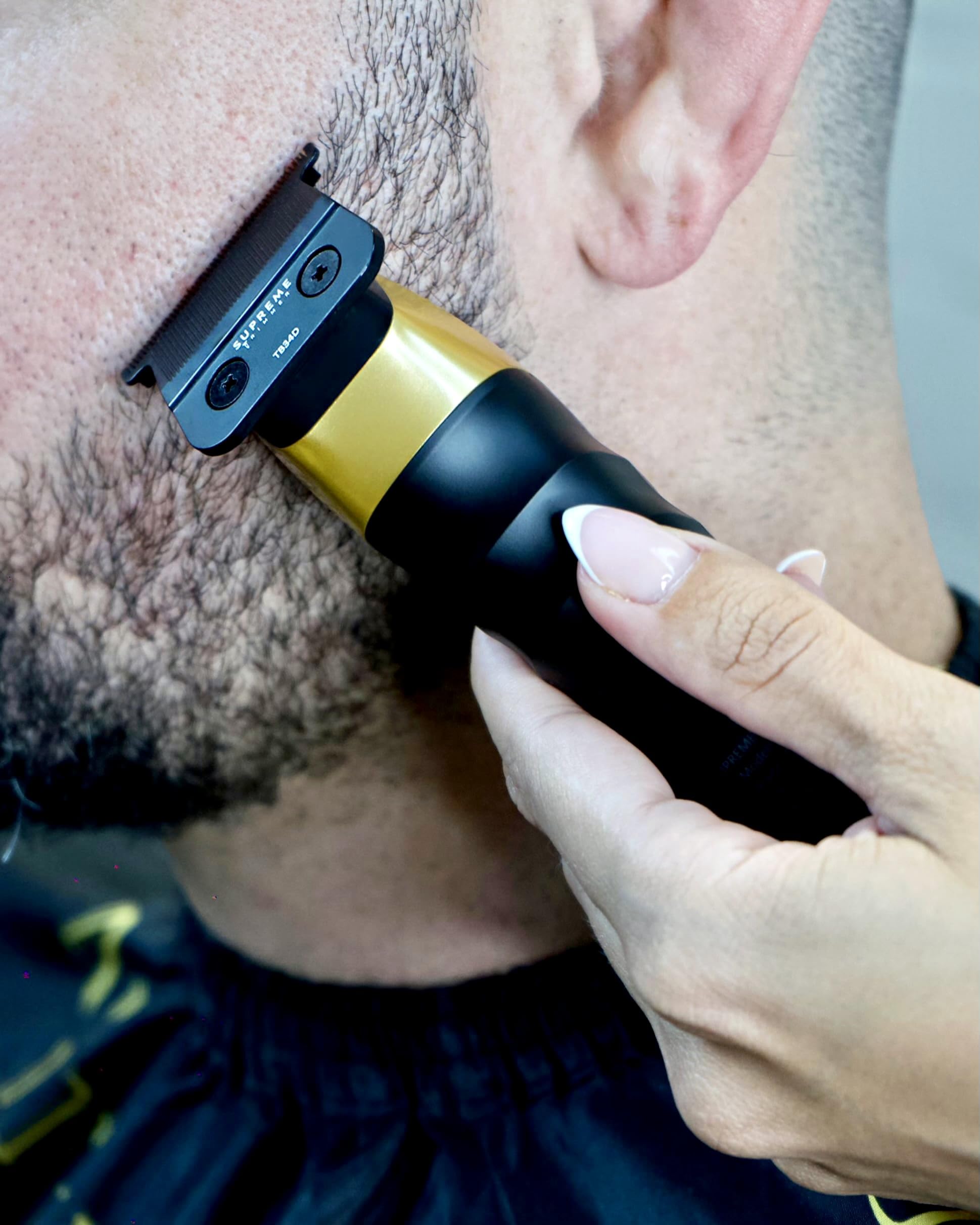 Supreme Trimmer 2Spee ST622 – Cordless Beard & Hair Trimmer for Men | 2-Speed Motor, 180 Min Runtime, Zero-Gap Adjustable Blade, Digital Display, Removable Blade Design, Gold