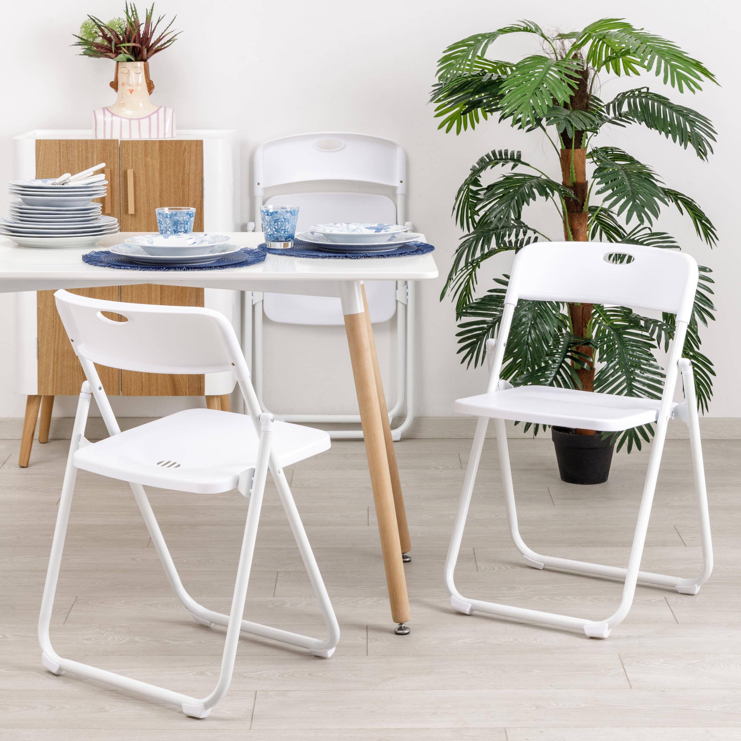 Baroni Home Chaise Pliante avec Structure en Acier et PVC, siège Pliant Peu encombrant avec Pieds et poignée, pour Voyages, Cuisine, Salon, Chambre à Coucher, 74x43x49 cm (1 Chaise, Blanc)