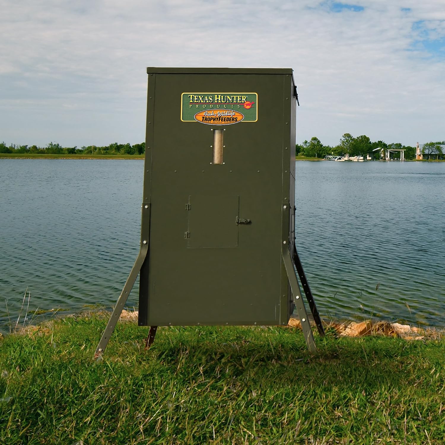 Texas Hunter Directional Fish Feeder w/Adjustable Legs - 250 lb. Fish Feed Capacity - Model DF425AL