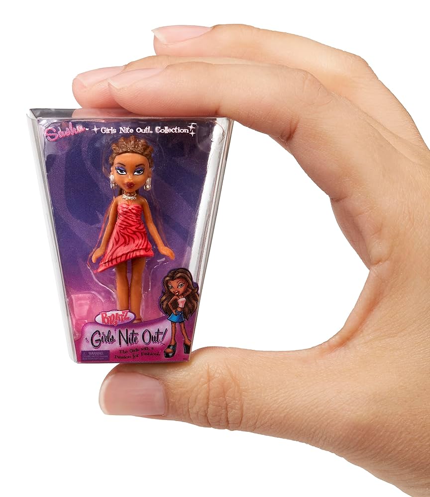 Amazon.co.jp: MGA's Miniverse Mini Bratz Series 2 - Y2K