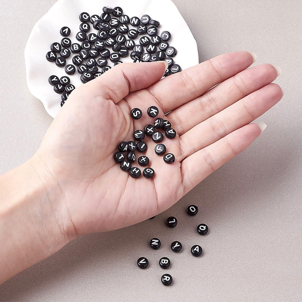 Cheriswelry 100pcs Black White Alphabet Beads 7mm Acrylic Flat Round Disc A-Z Letter Spacer Beads Charms for Jewellery Bracelet Making Hole:1mm - Image 4