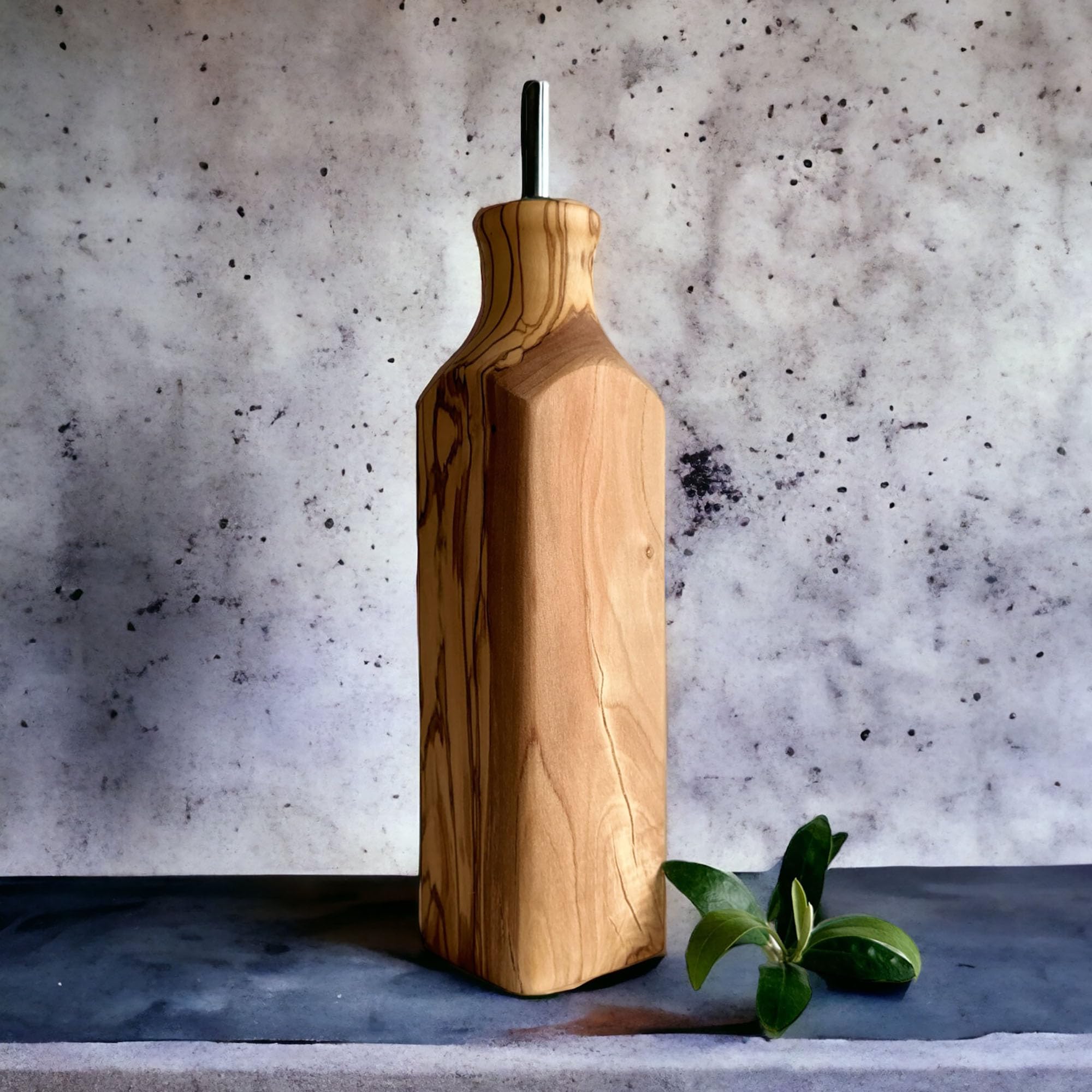 ege'deneve.com Ölflasche aus Olivenholz, Ölflasche, Ölkännchen, Ölkanne Ausgießer 250 ml