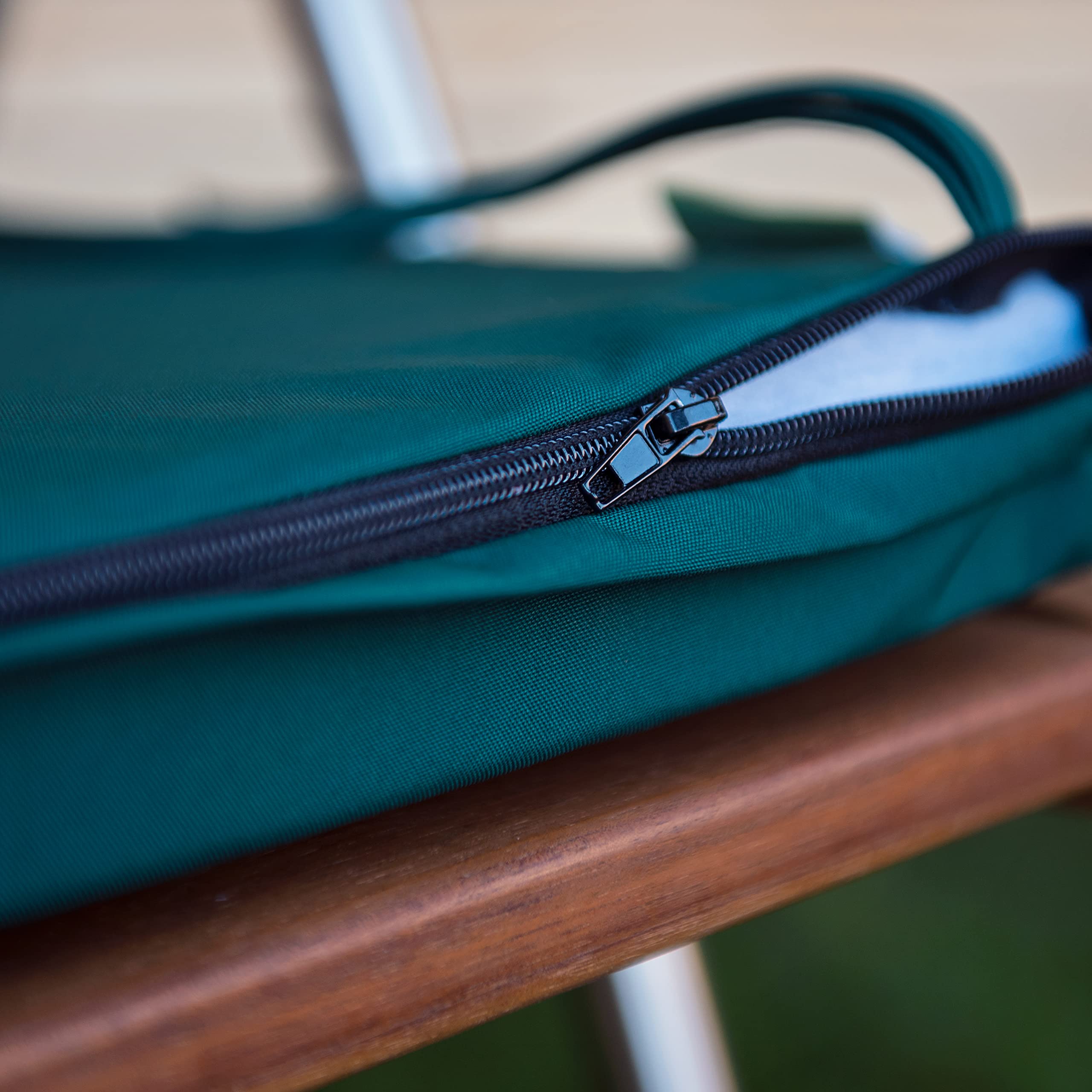 Gardenista Garden Coussin de siège de Chaise Slip Free | Hypoallergénique | Résistant à l'eau | Coussin épais avec des Attaches sécurisées pour Utilisation intérieure et extérieure | (Vert, 6)