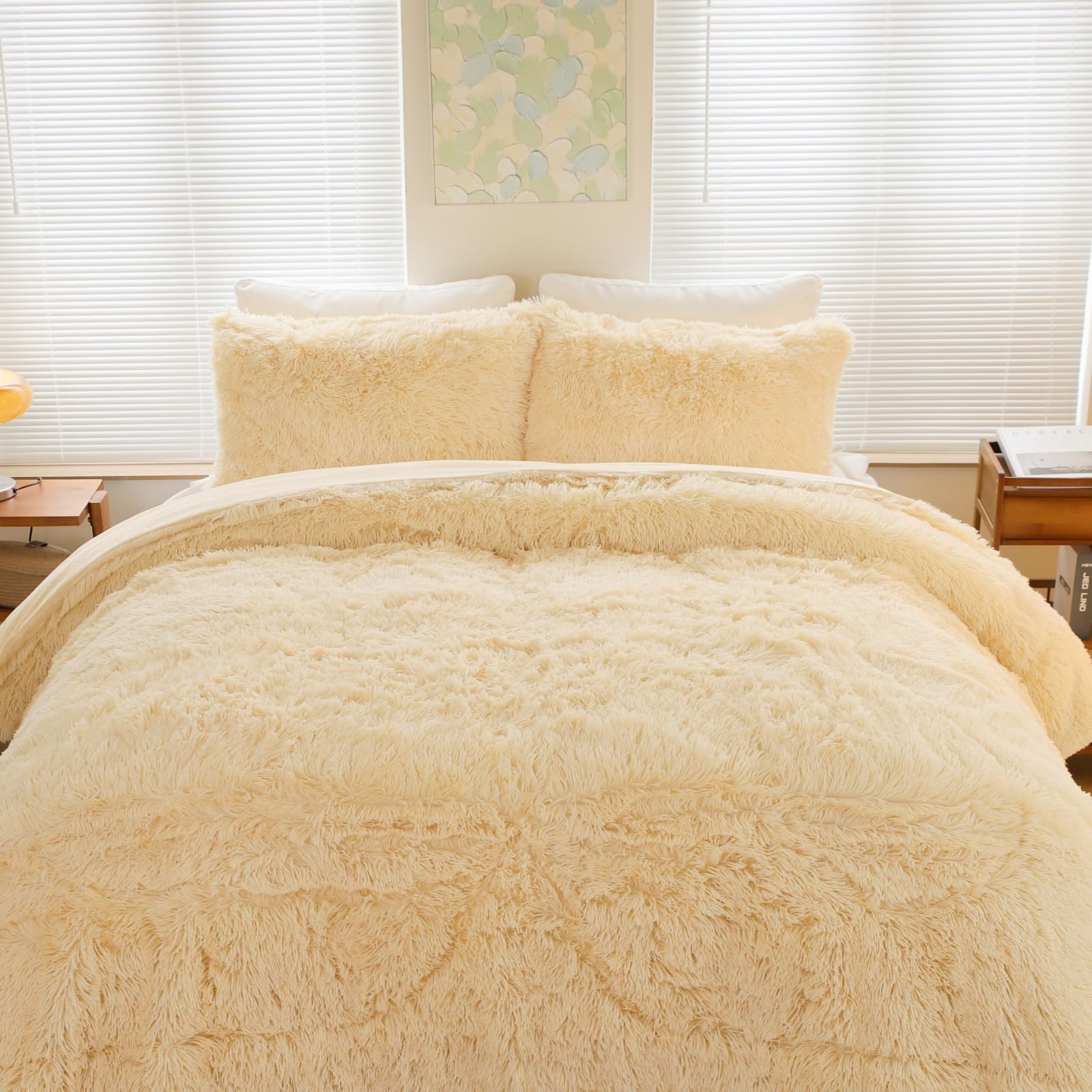 Syalife King Shaggy Furry Comforter Set Bed Bedding Set, Fluffy Faux Fur Plush Shaggy Comforter Bedding Set 3 Pieces (1 Furry Comforter + 2 Pillow Shams 20"*36" Beige)