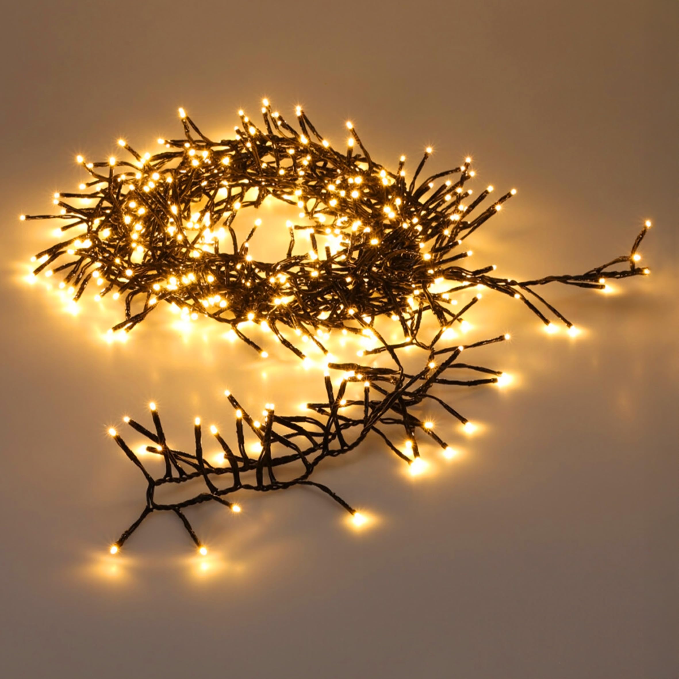 Spetebo Büschel Lichterkette Außen warm weiß 25 m 1920 LED mit Timer | Netzstecker, 8 Funktionen, Outdoor Weihnachtslichterkette, Wasserdicht, Garten Deko Weihnachtsbaum