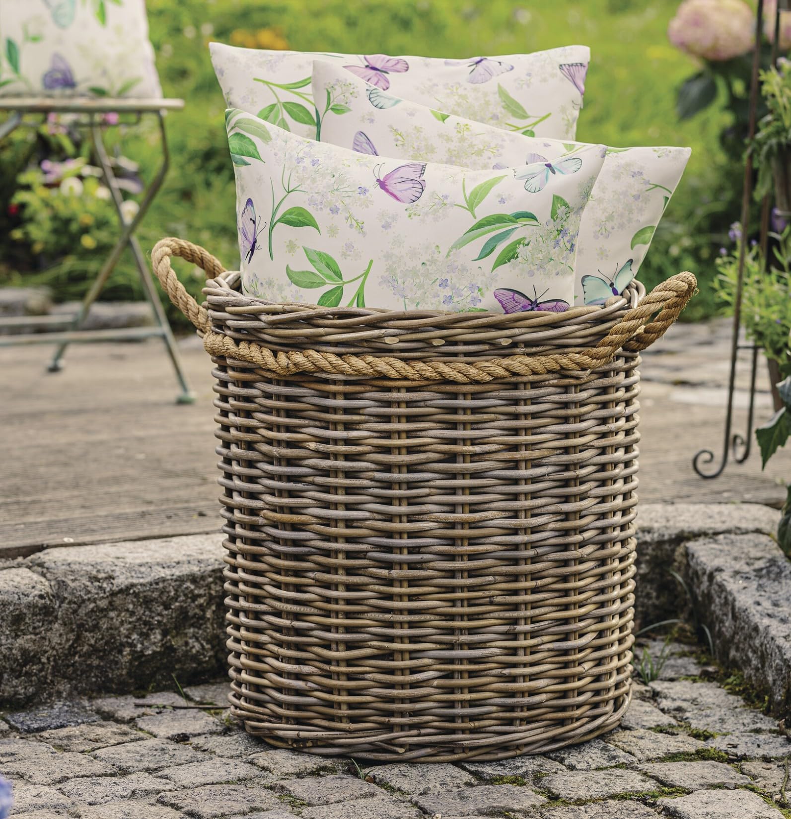 Dekoleidenschaft großer Rattan-Korb "Koboo-Grey" 50 cm hoch, Aufbewahrungskorb, Wäschekorb geflochten, Spielzeugkorb, Blumen-Übertopf rund, Flechtkorb für Wohnzimmer, Badezimmer & Outdoor