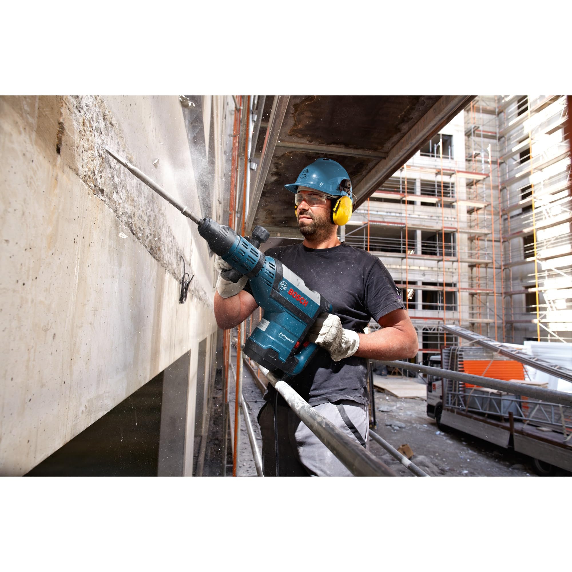 Bosch Professional martillo demoledor GSH 7 VC (incl. empuñadura auxiliar, tubo de grasa, paño para la máquina, 1 cincel puntiagudo, SDS max, RTec Speed, 400 mm, maletín)