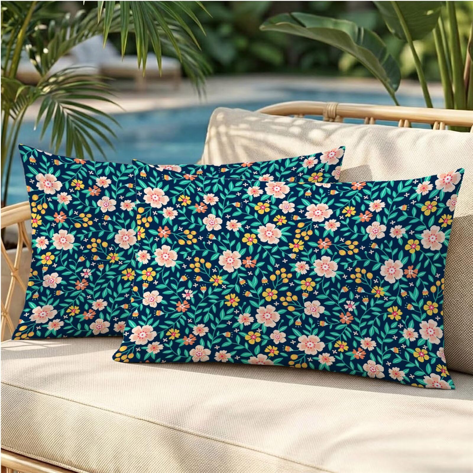 Housses de coussin extérieur imperméable pour protéger vos assises de jardin en été