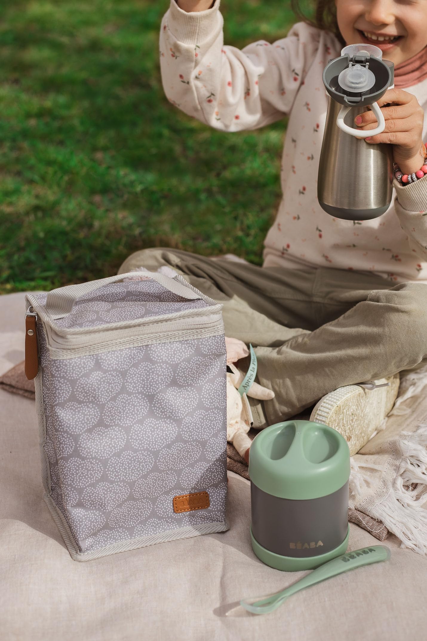 BÉABA, Portion de Conservation Repas Bébé/Enfant, Inox, Isotherme, Conserve Chaud/Froid Aliments, Double parois, 100% hermétique, 300 mL (Mineral grey/Sage green)