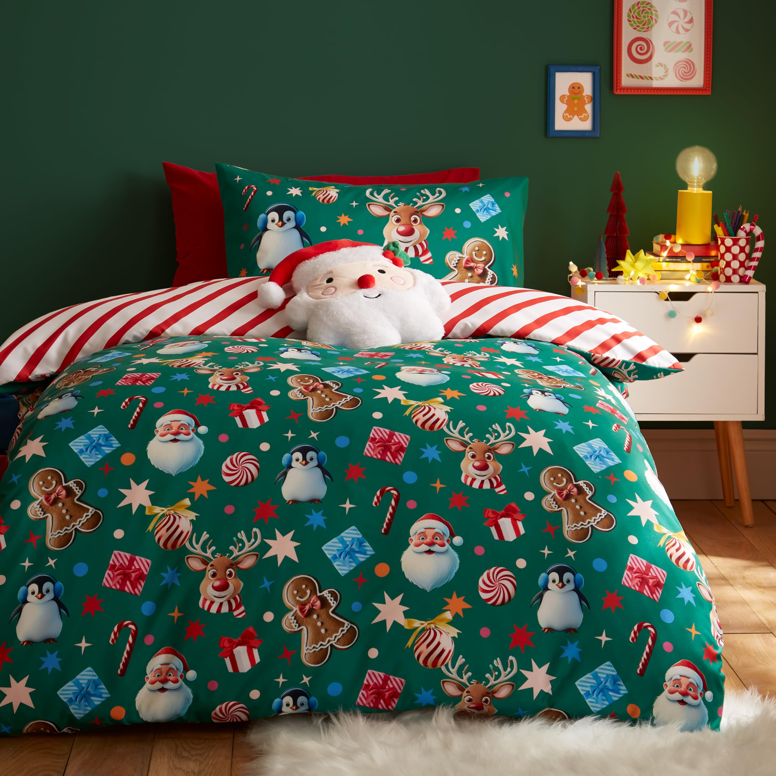 Catherine Lansfield Christmas Icons So Soft Reversible Double Duvet Cover Set with Pillowcases Green