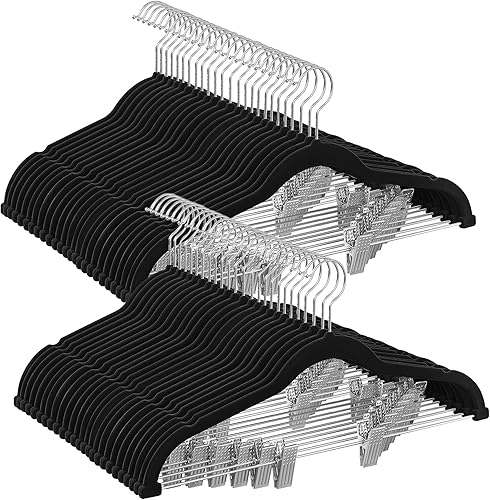 SONGMICS Paquete de 50 perchas para pantalones, perchas de terciopelo de 16.7 pulgadas de largo con clips ajustables, resistentes y antideslizantes,