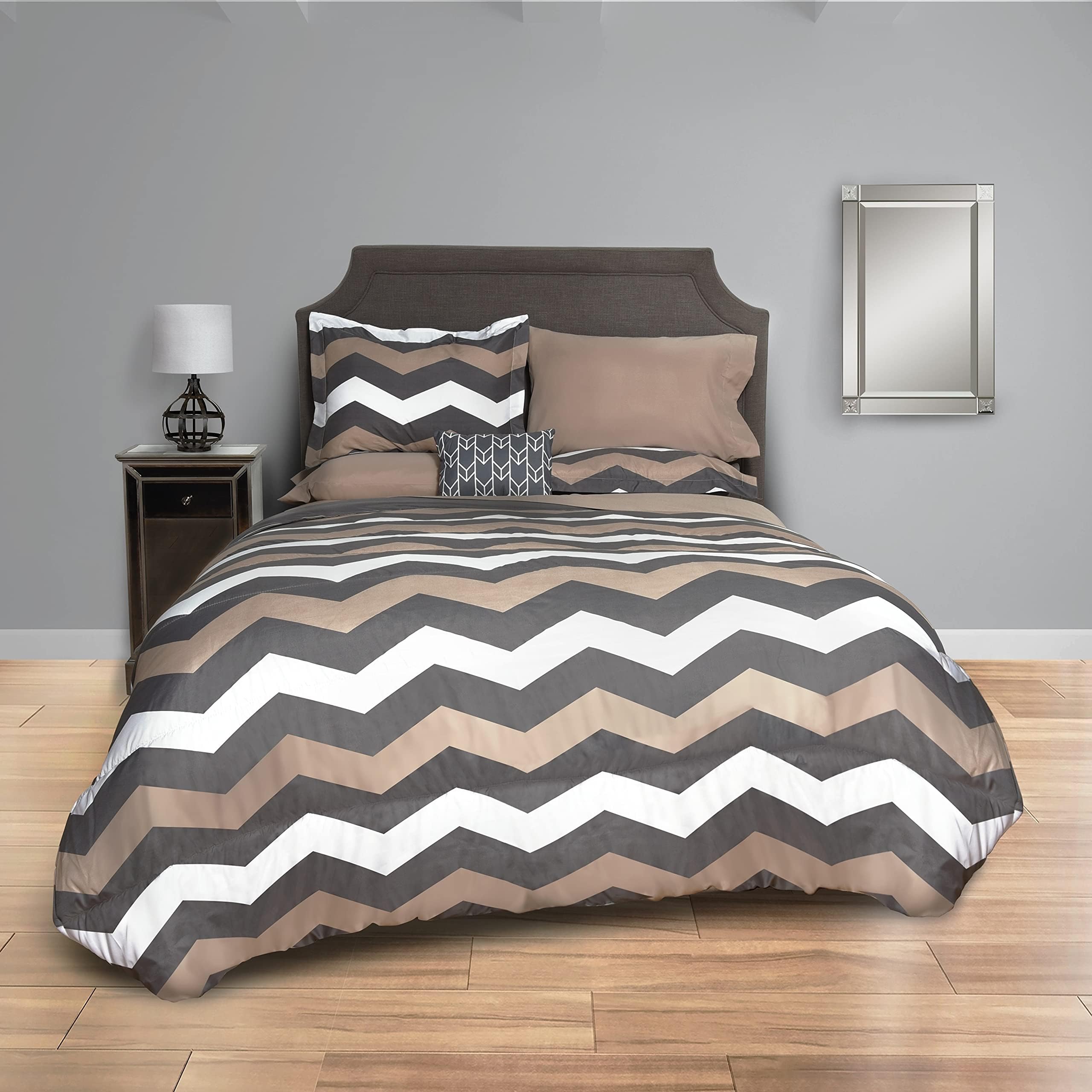 Comforter, Chevron (Grey/Taupe), King