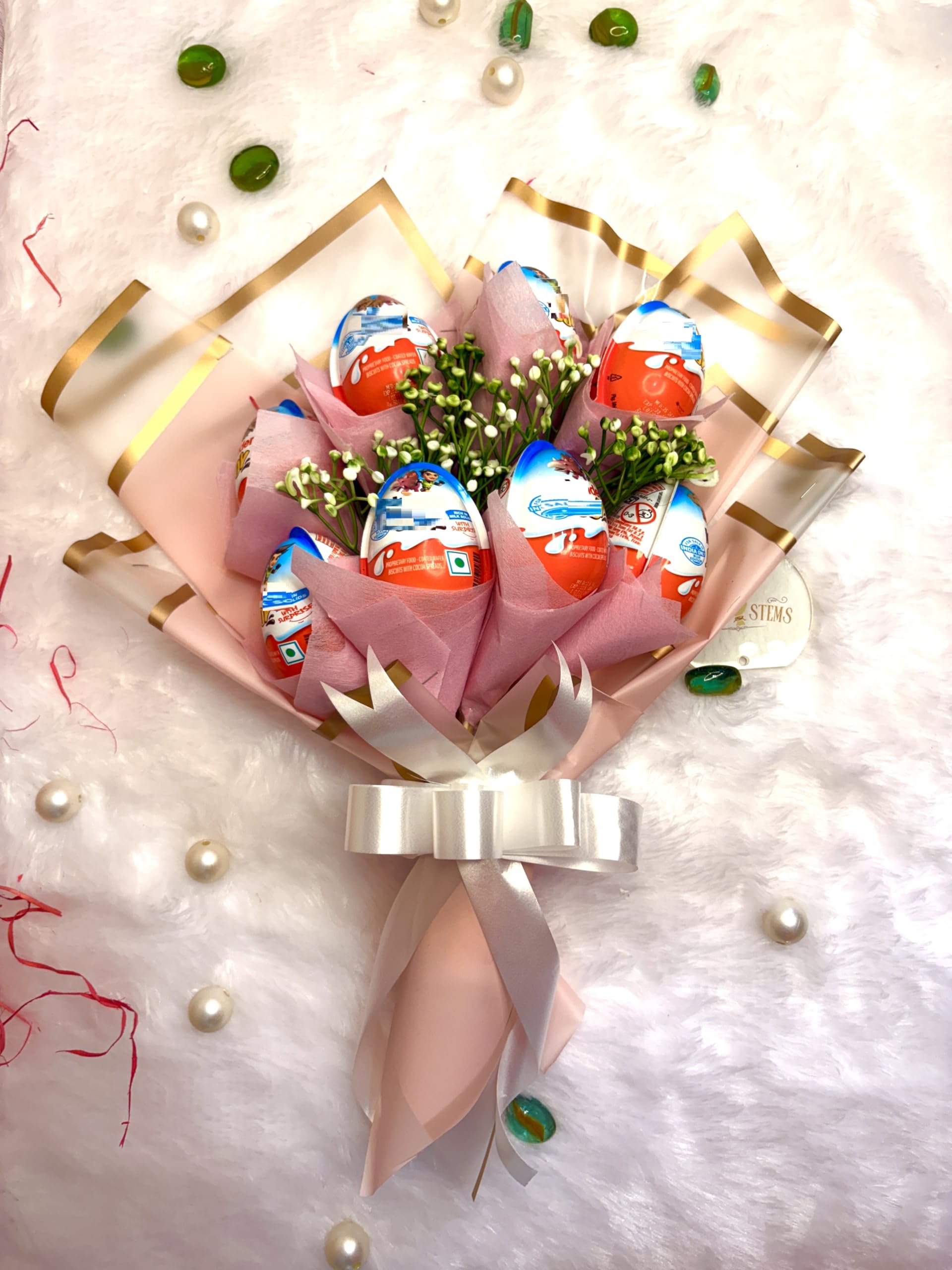 SWEET STEMS Joyful Blooms Bouquet for your loved ones (5 Pieces)-image-34