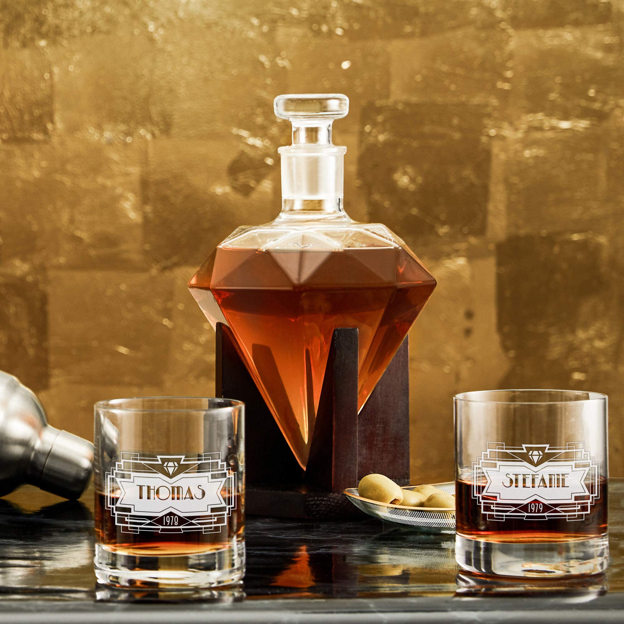 AMAVEL Set de Dégustation avec Carafe Diamant et 2 Verres à Whisky, Gravure Personnalisée, Motif Diamant, 2 Prénoms et 1 Année