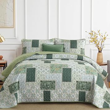 Xruibed Patchwork Quilt Set King Size 3 Pieces Plaid Floral Bedspread Coverlet Set Green Patchwork Reversible Bedding Set Soft Microfiber Bedspread Set King for All Season(King,104X90)