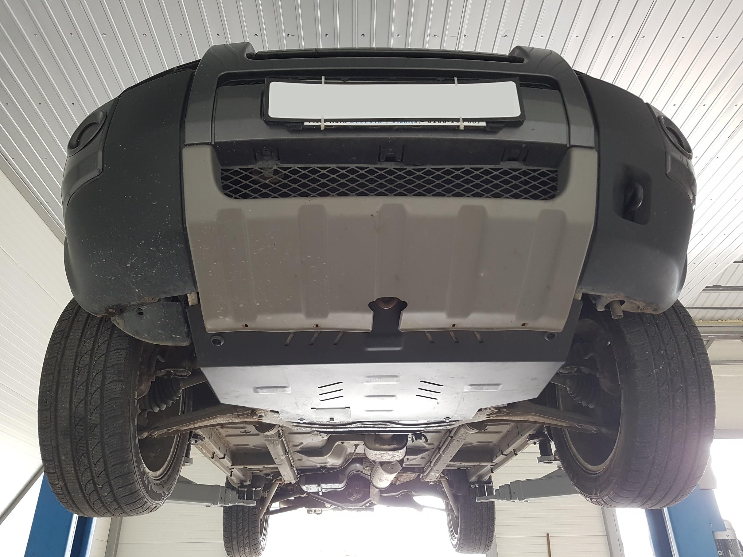 Protección metálica bajo motor compatible con Land Rover Freelander 1 - (1998-2007)