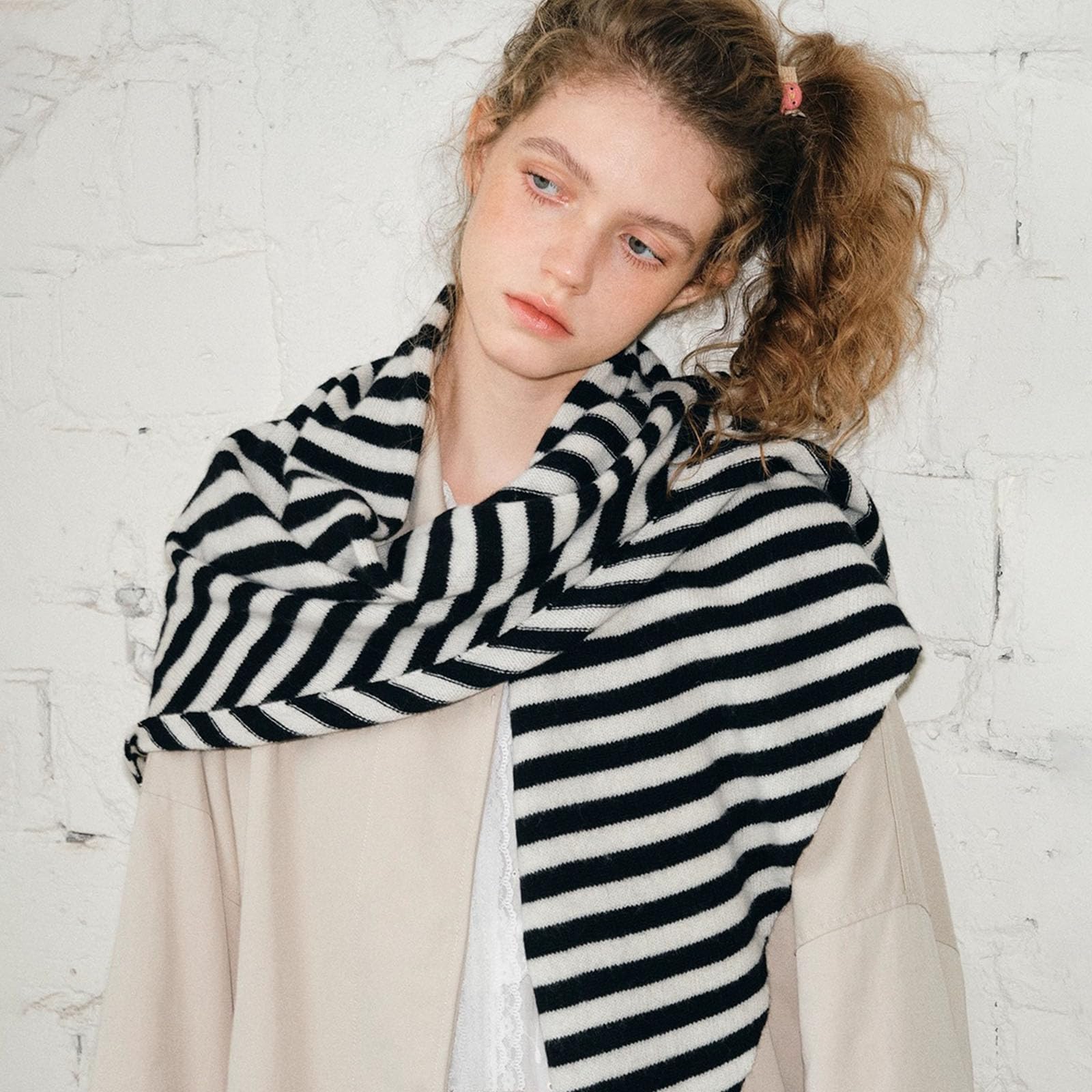 Bufanda cálida de invierno para mujer, de lana suave, triangular, de gran tamaño, cubierta fría, accesorio de moda, bufanda de protección cervical cálida